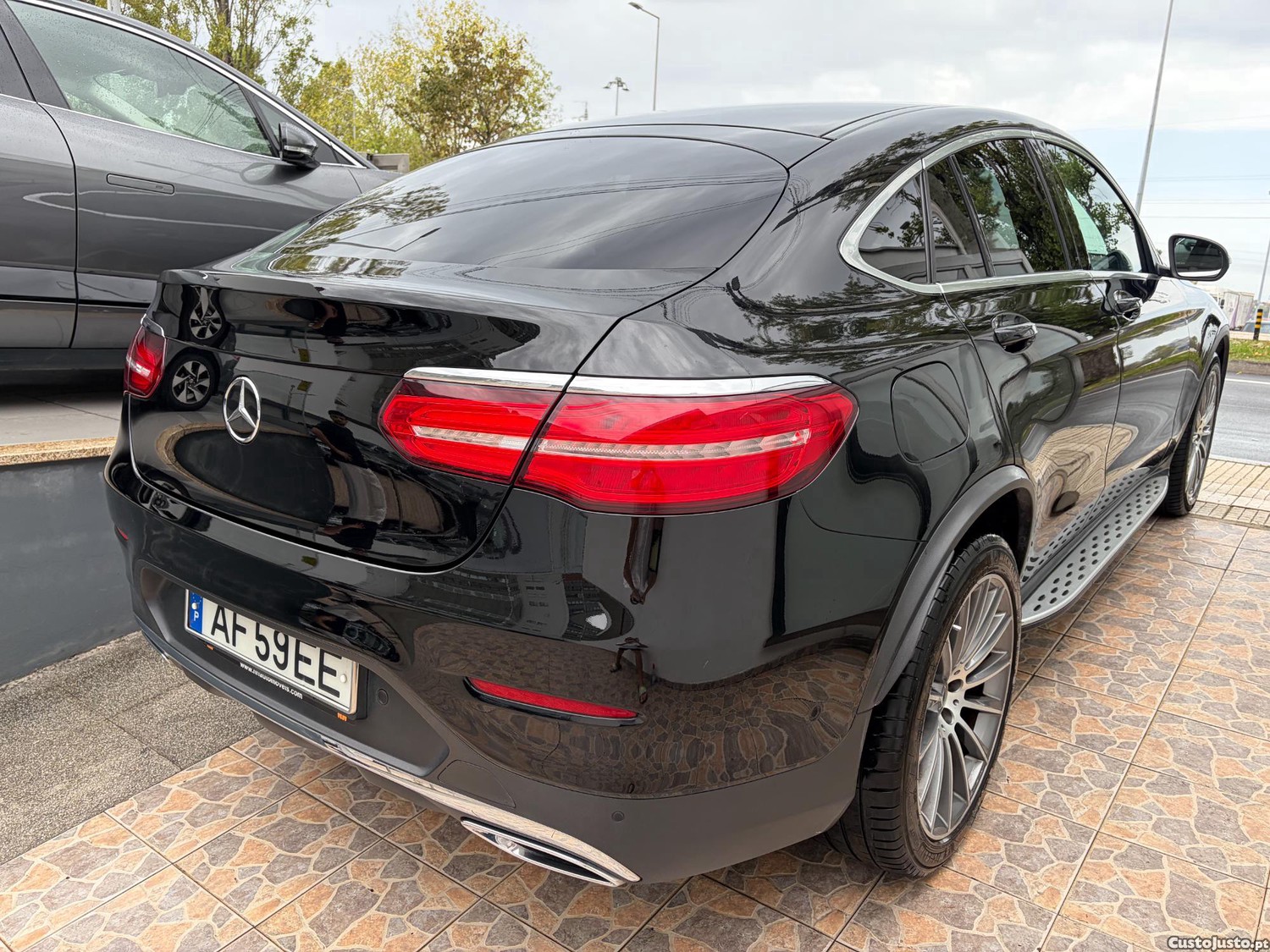 Mercedes-Benz GLC 220 D COUPÉ AMG LINE AUTO 9G-TRONIC 170 CV - 17 foto 2