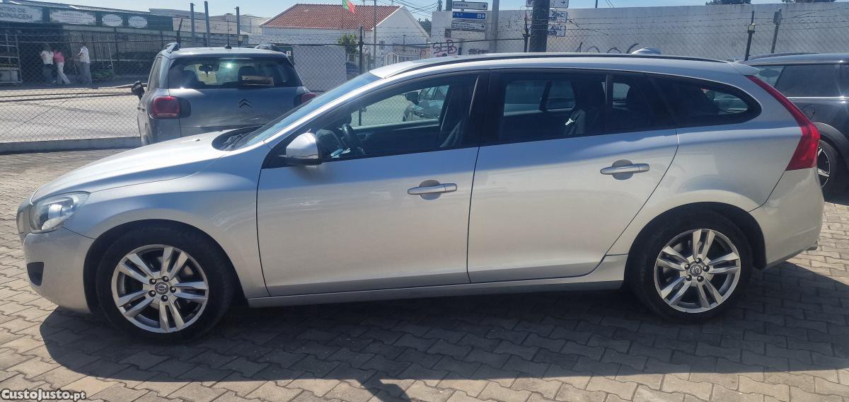 Volvo V60 1.6 Drive — fotografia 6