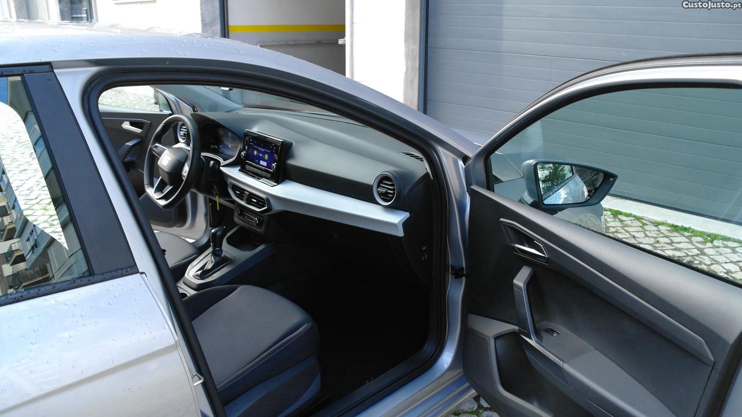 SEAT Ibiza 1.0 TSI Style DSG — fotografia 9