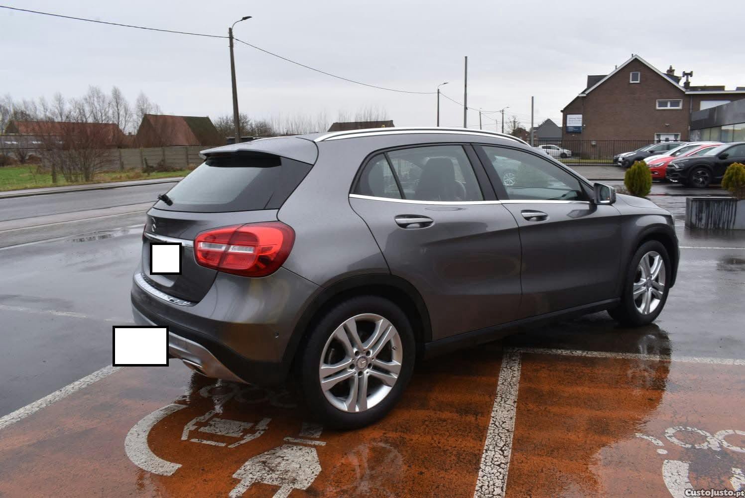 Mercedes-Benz GLA 180 Automático urban - 16 — photo 2