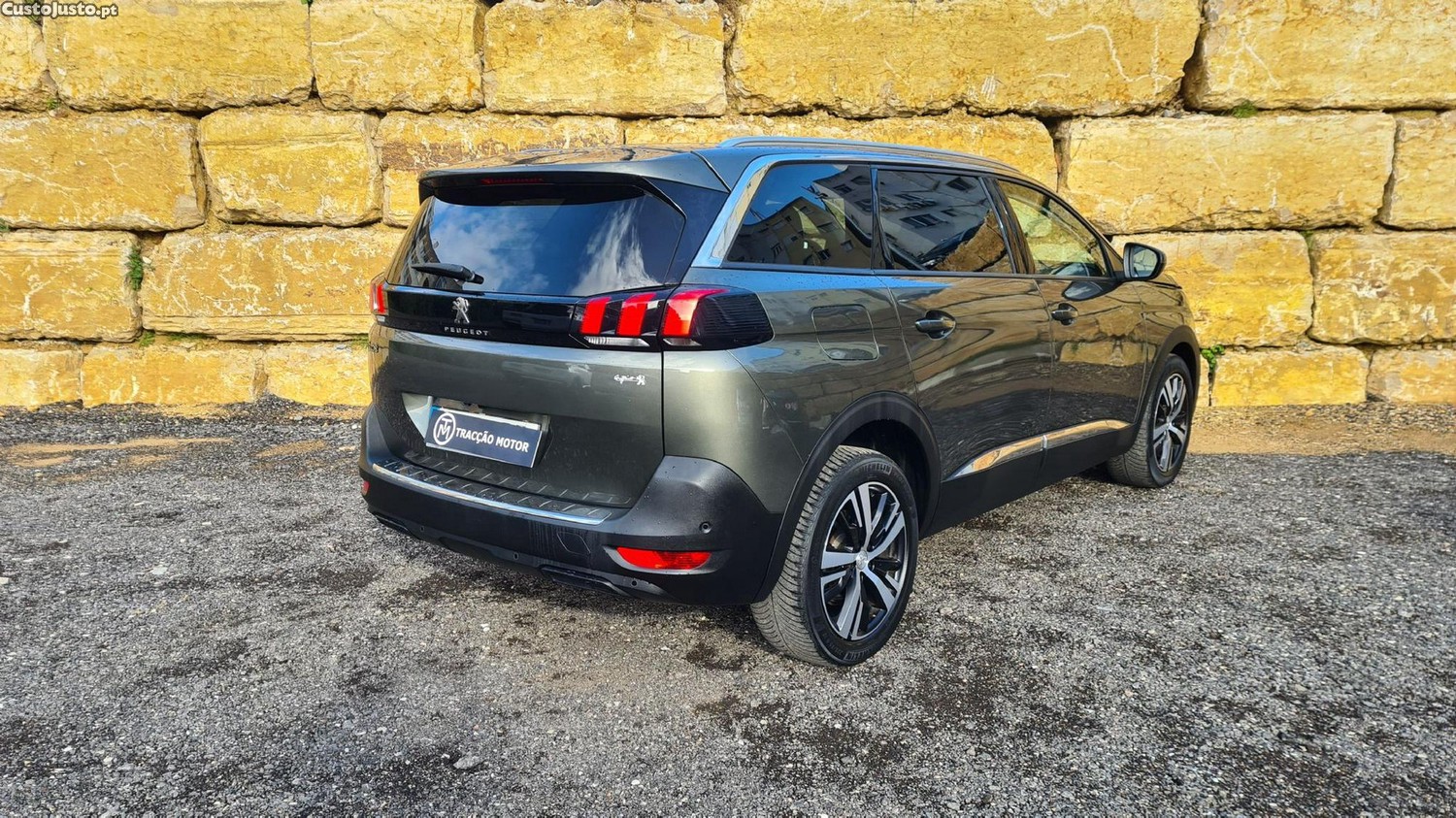 Peugeot 5008 1.5 BlueHDi Allure EAT8 - 19 foto 2