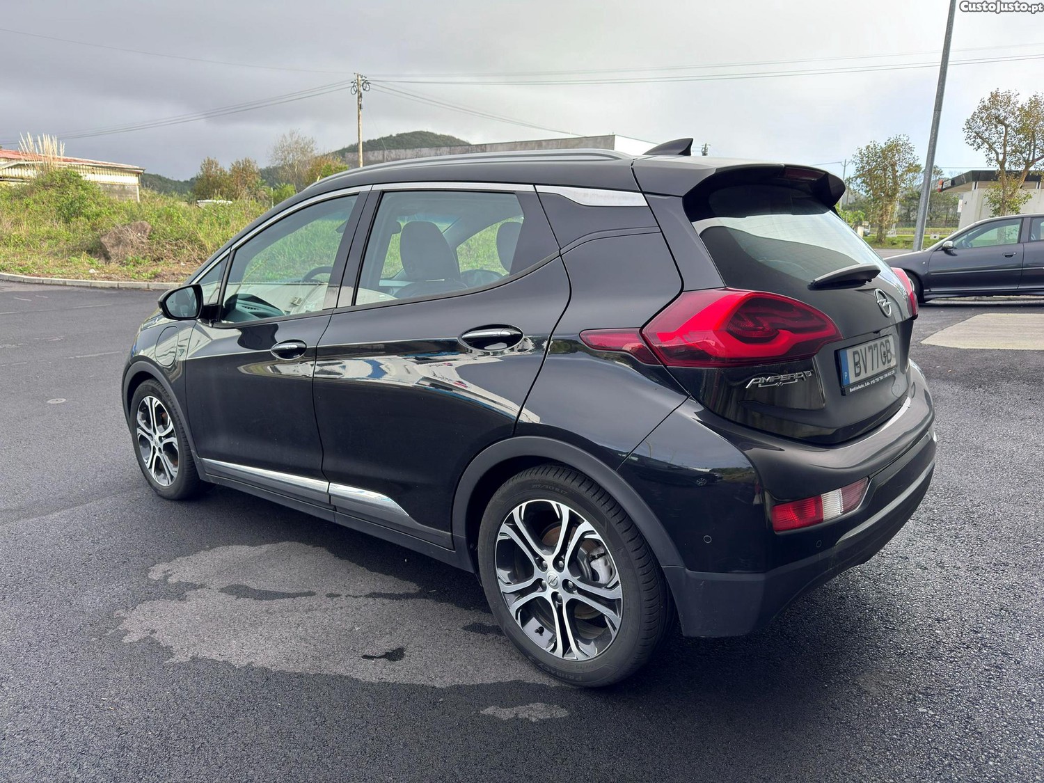 Opel Ampera -e Plus 60kwh — fotografia 16