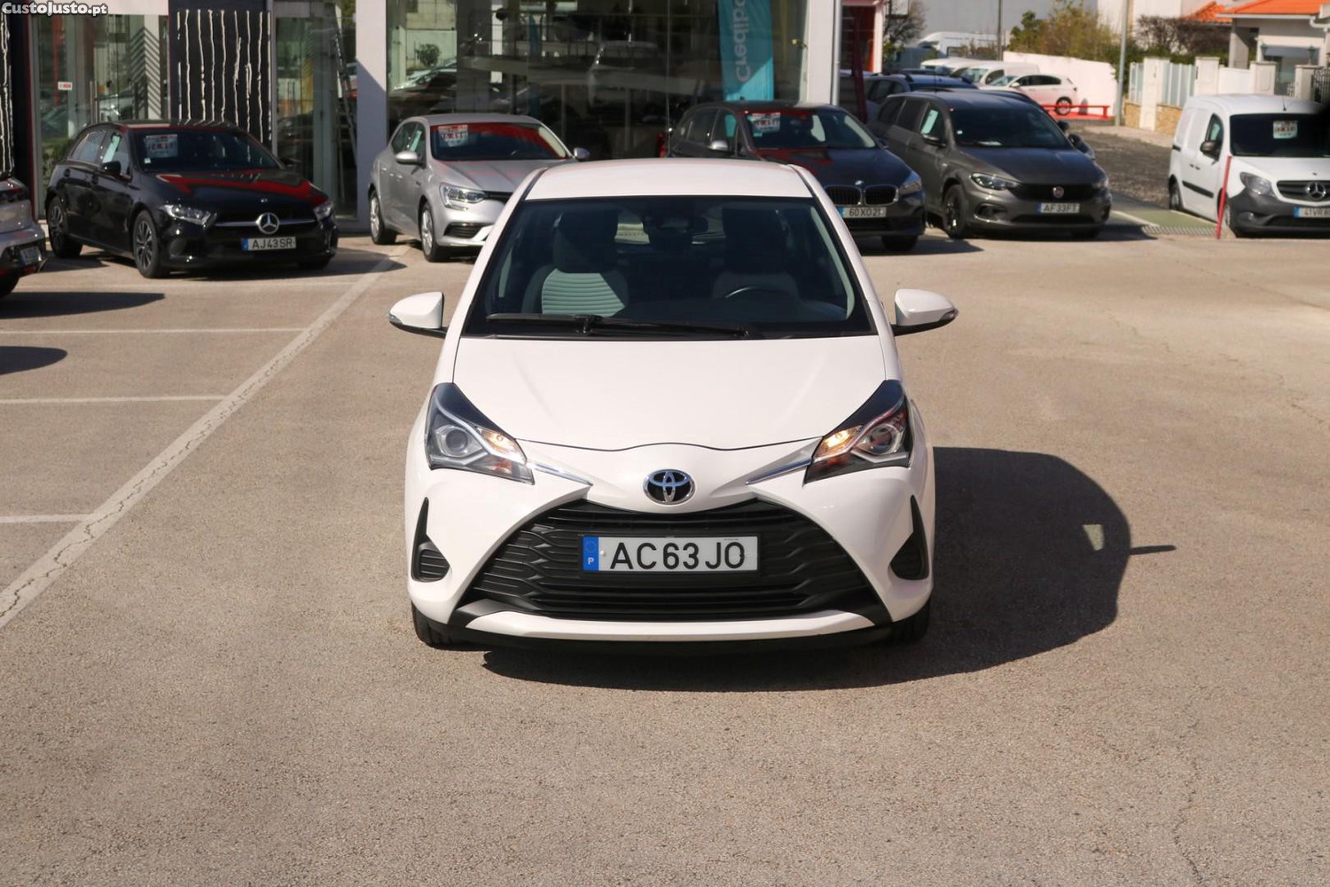 Toyota Yaris 1.0 VVT-i Comfort - 20 — photo 3