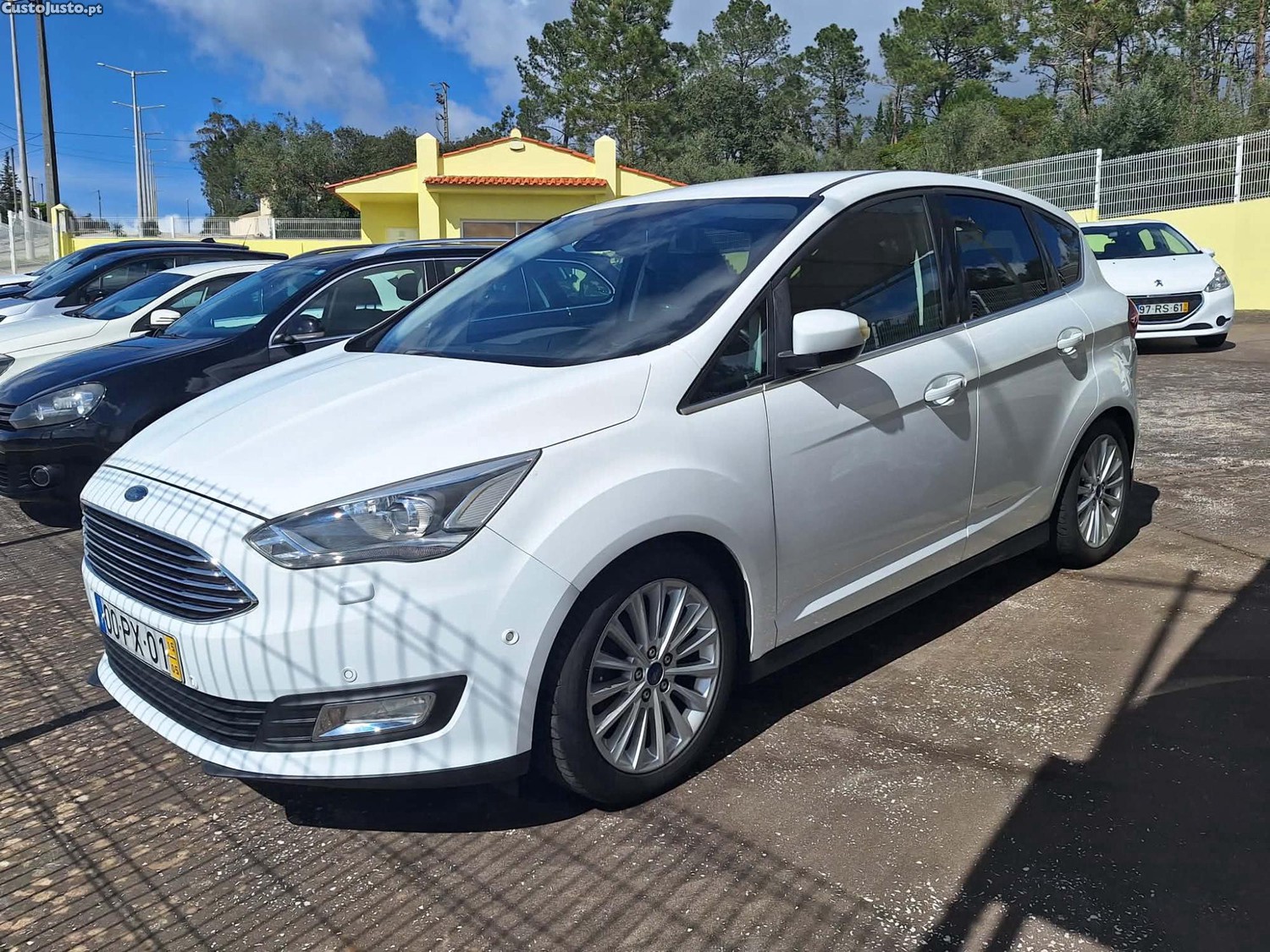 Ford C-Max 1.5 TDCI Titanium — fotografia 4