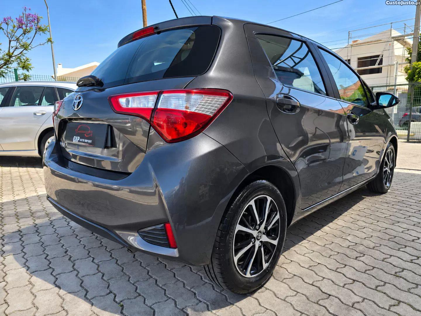 Toyota Yaris 1.0 vvt-i comfort - 20 foto 5