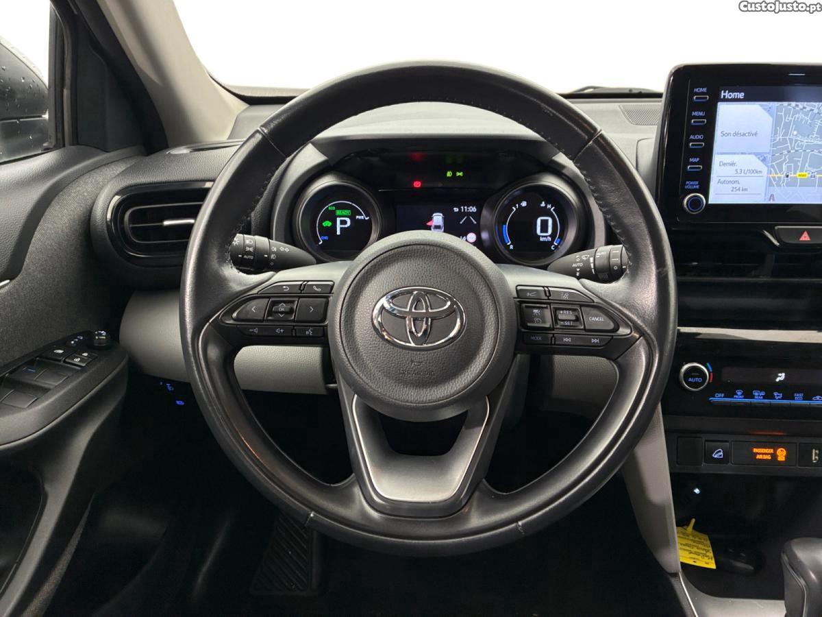 Toyota  1.5 HDF Dynamic Business + beyond Zero Academy - 22 — photo 5