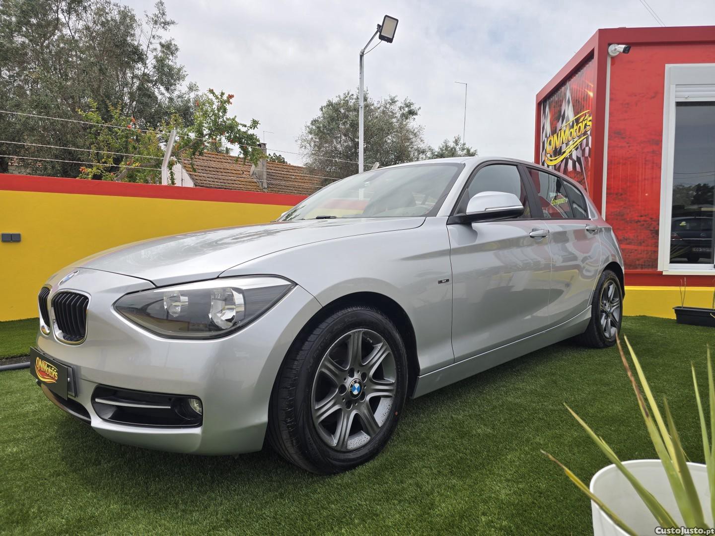 BMW 116 d EDynamics Line Sport — fotografia 18
