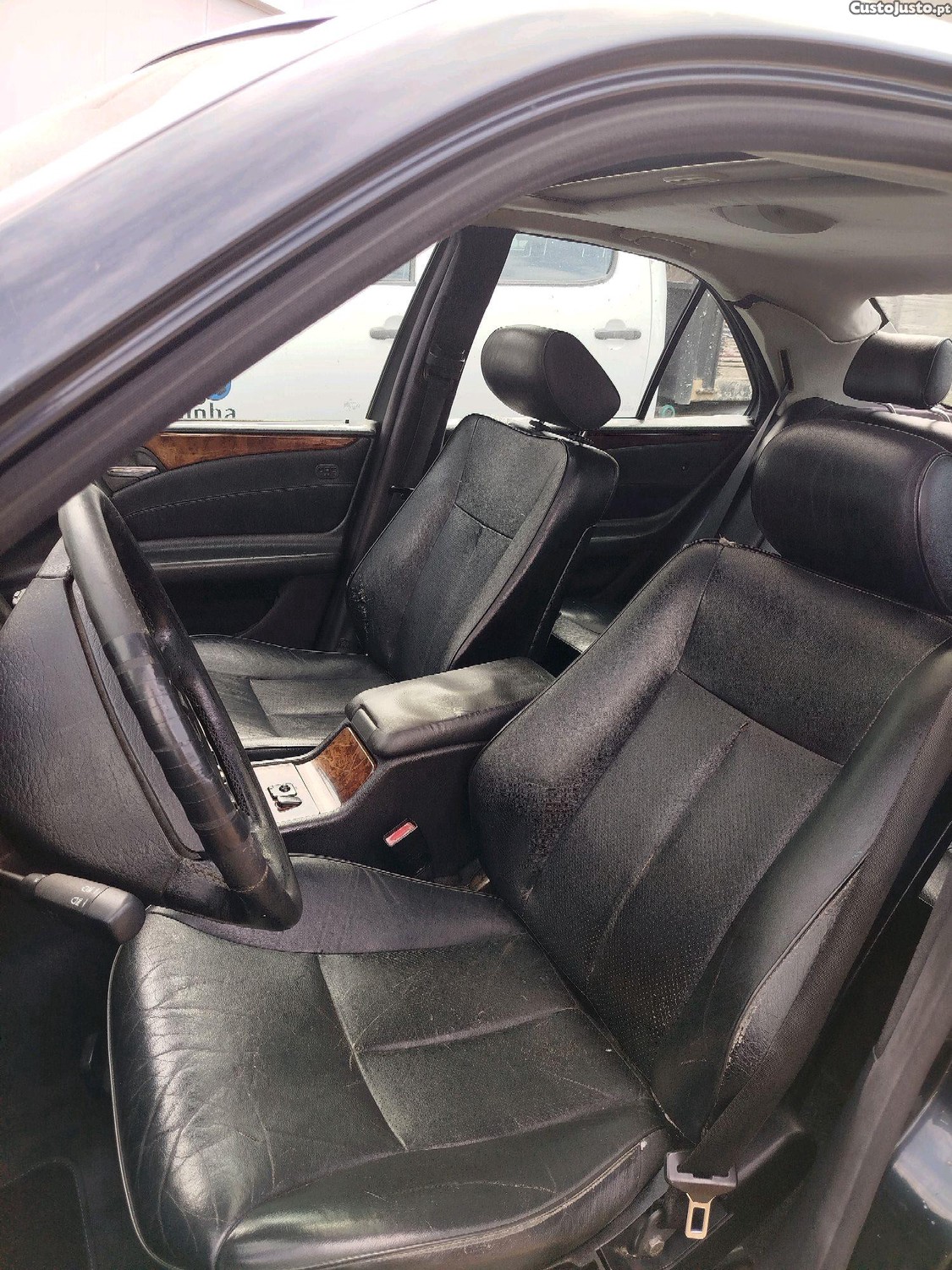 Mercedes-Benz E 250 Turbo diesel - 99 foto 5