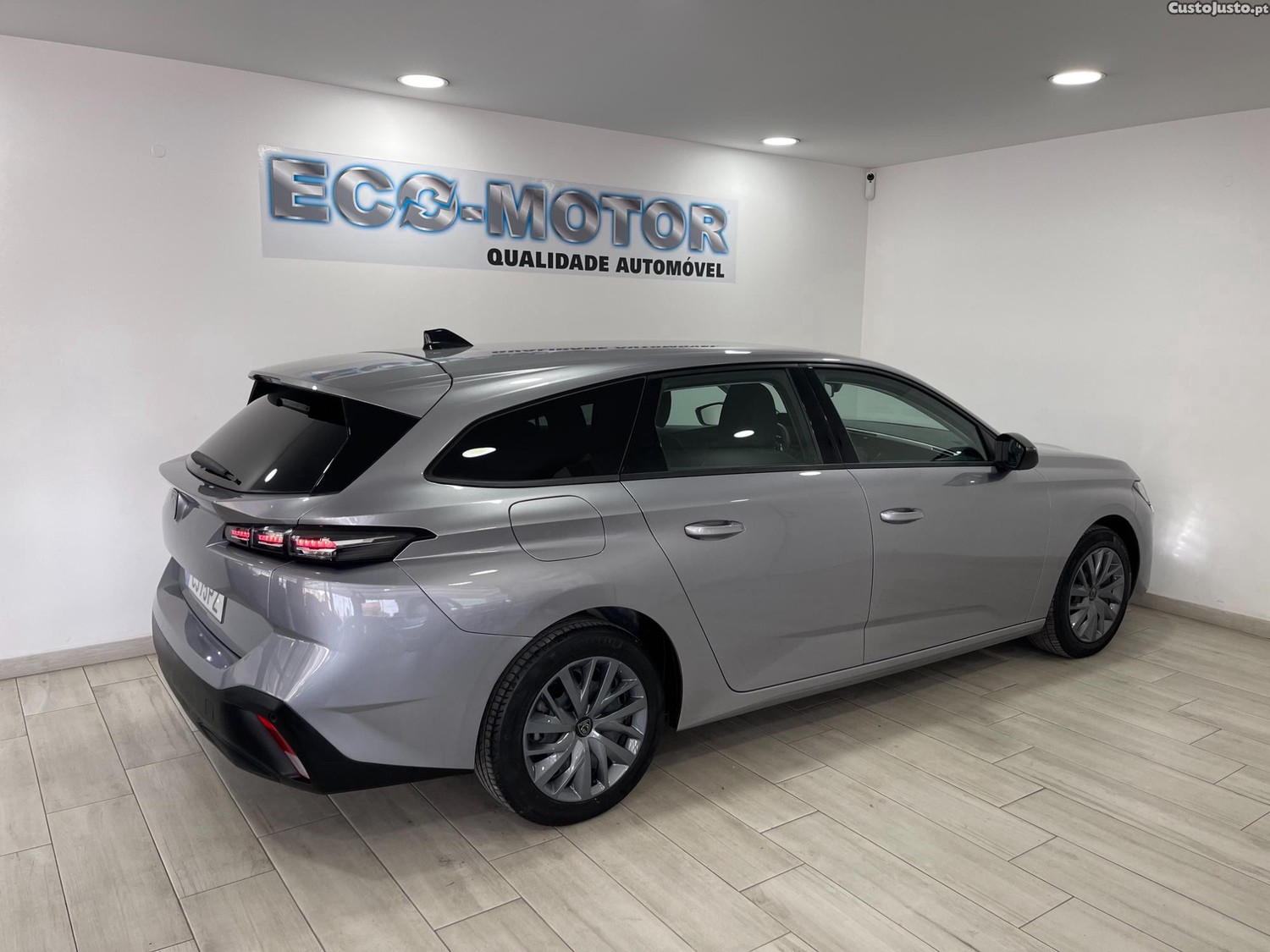 Peugeot 308 SW 1.2 PURETECH ACTIVE PACK — fotografia 11