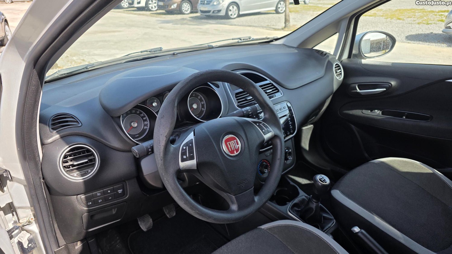 Fiat Punto 1.3 Multijet 84cv — photo 5