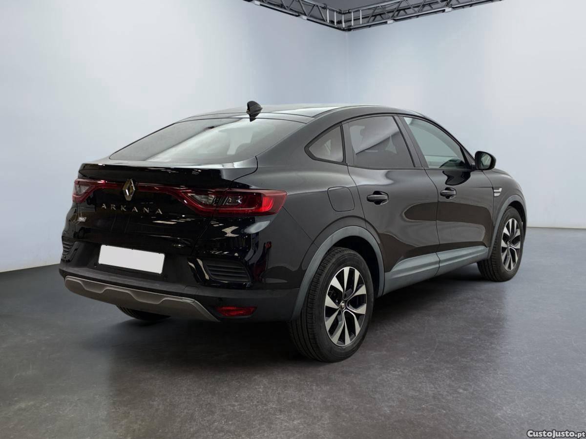 Renault Arkana E-Tech Evolution — fotografia 8