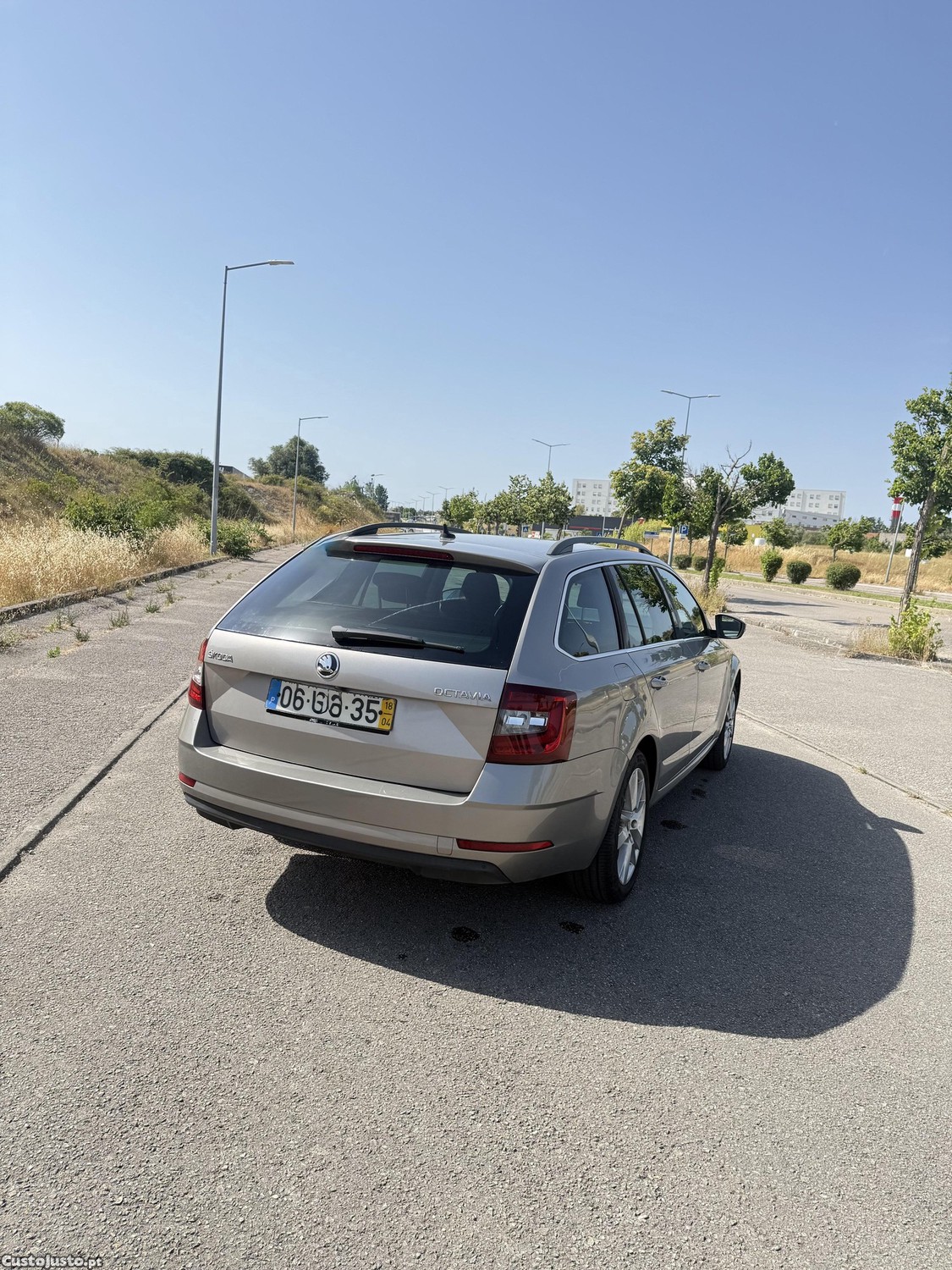 Skoda Octavia Break 1.6 TDI 115cv — fotografia 10