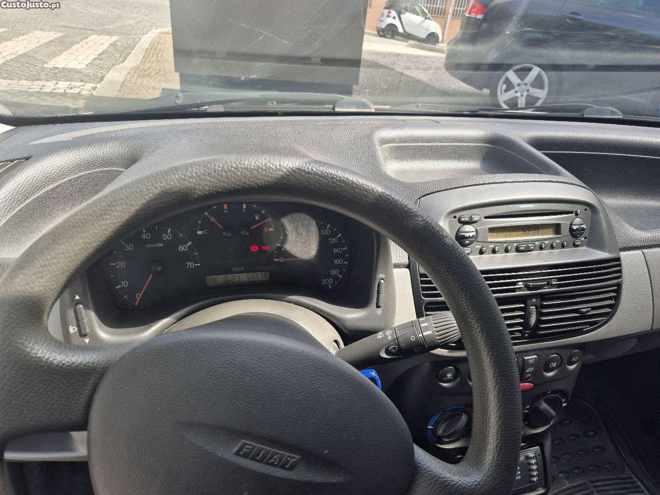 Fiat Punto 1.2 — fotografia 4