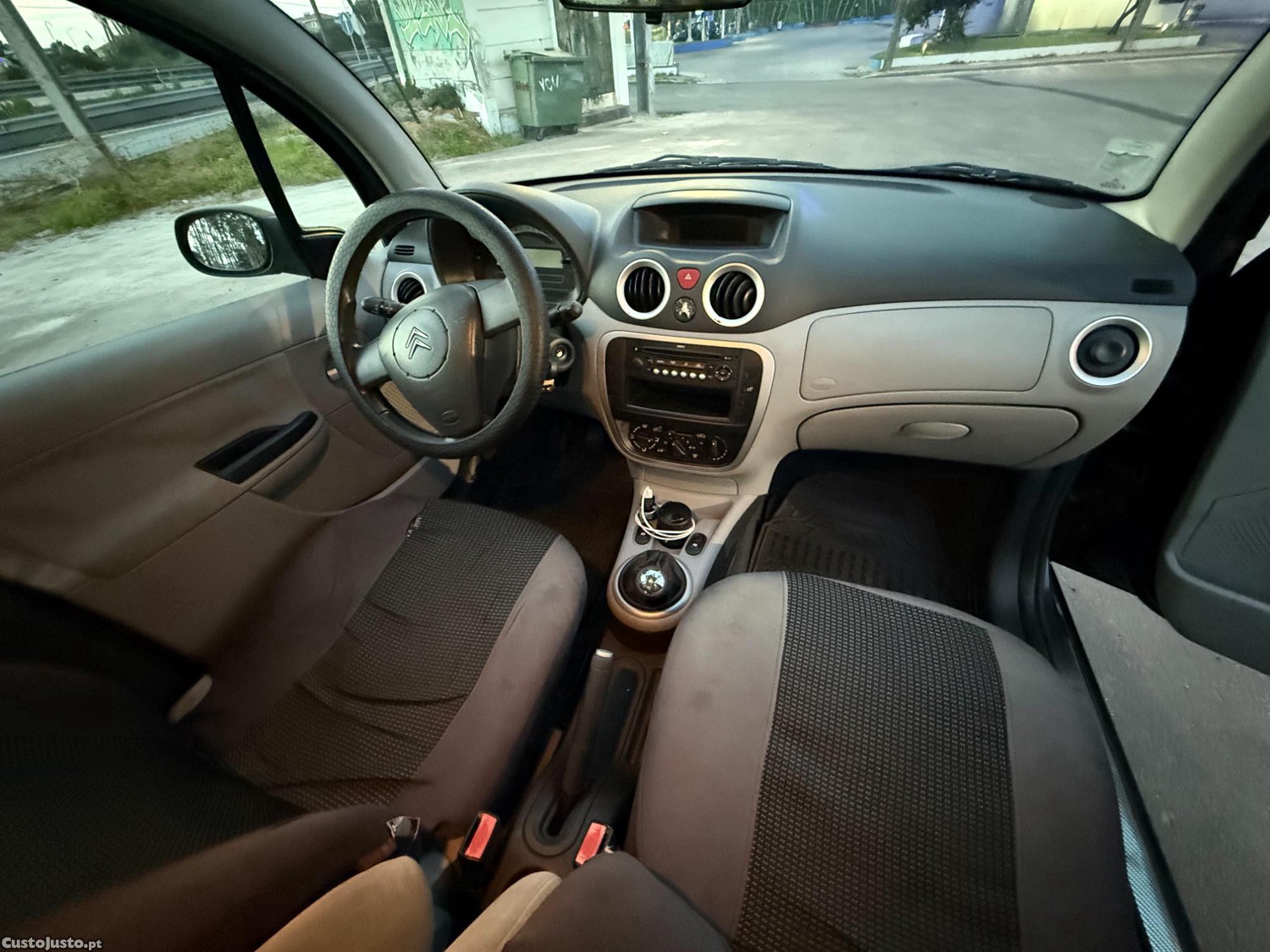Citroën C3 1.1i - 09 foto 5