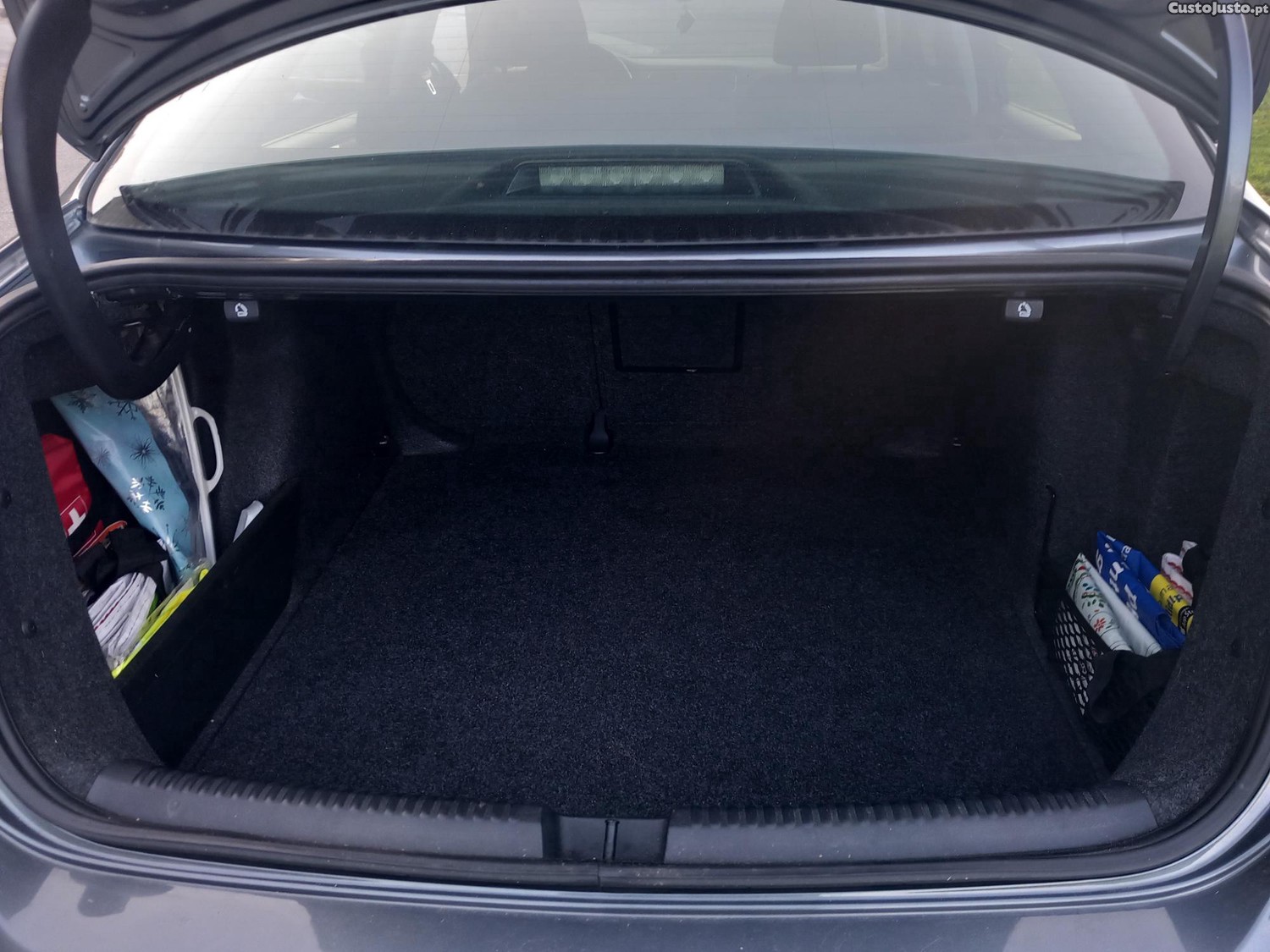 VW Jetta 1600 tdi — photo 4
