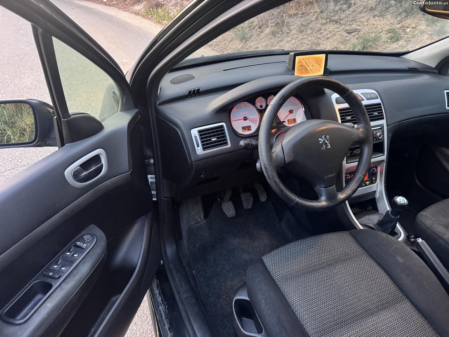 Peugeot 307 SW 7Lug. Livrete — fotografia 6