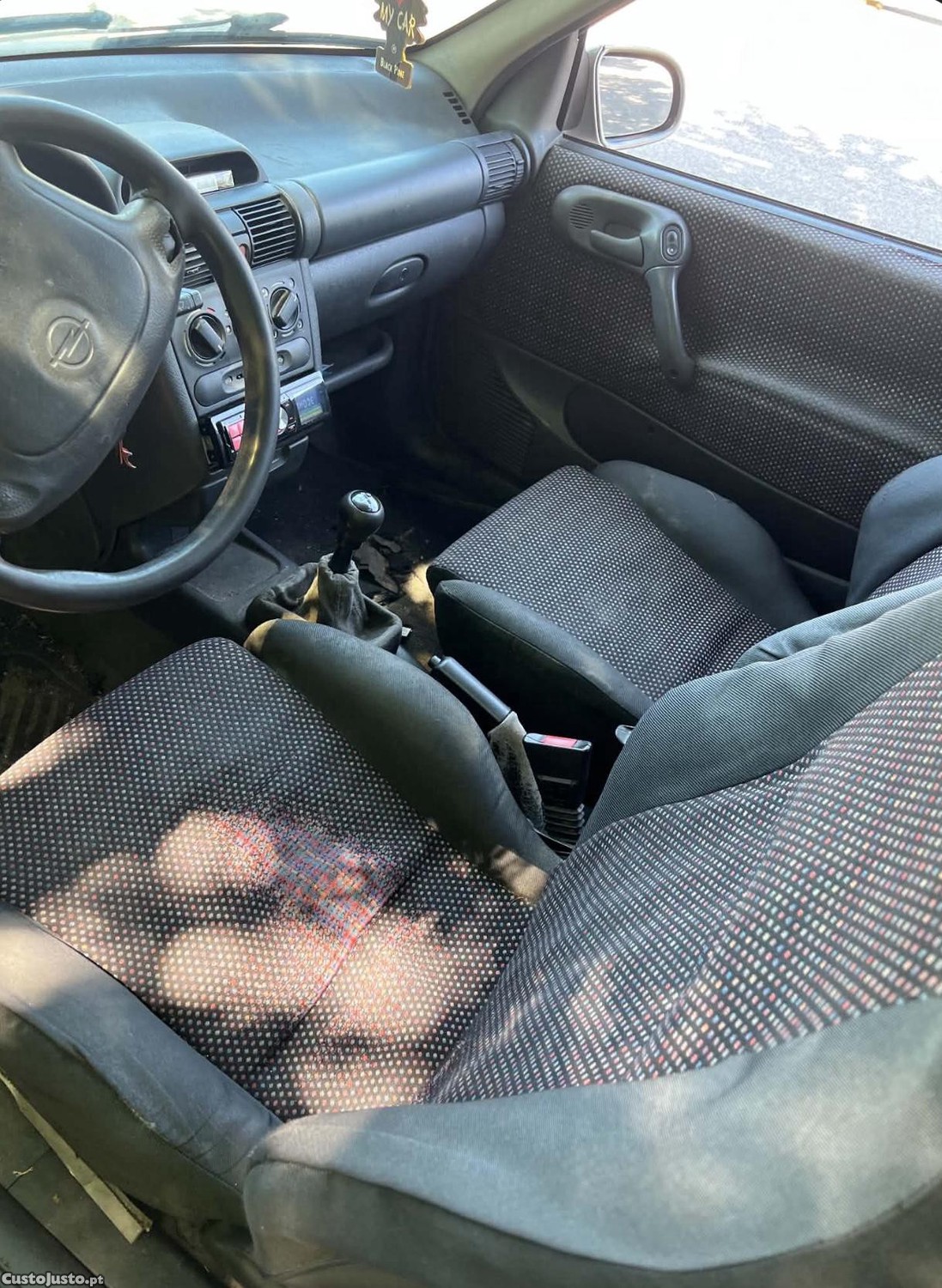 Opel Corsa B 1.5d — fotografia 3