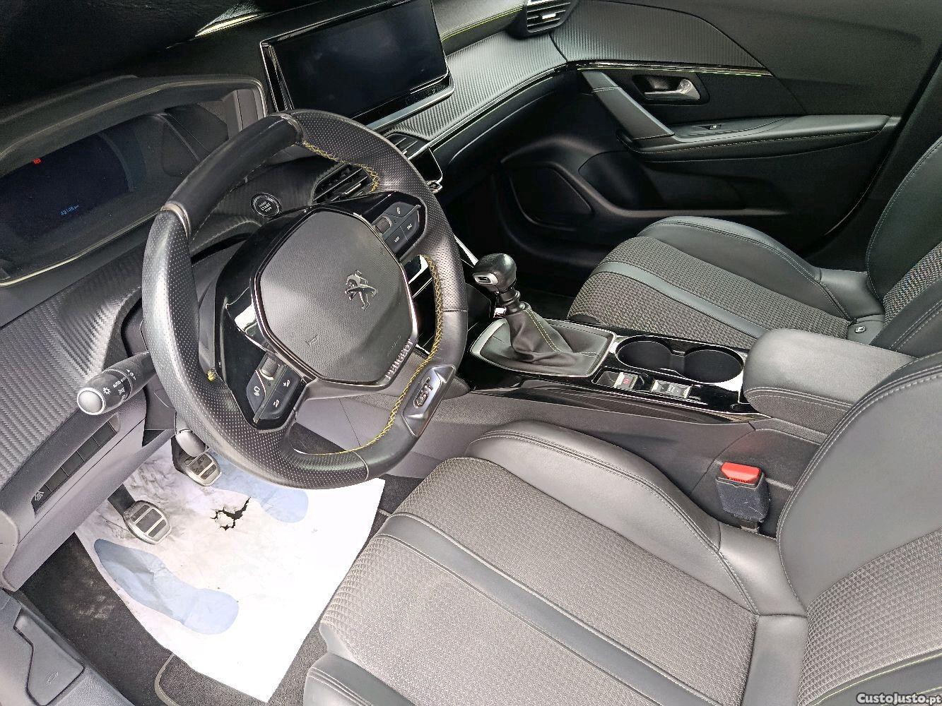 Peugeot 208 1.2 GT line — fotografia 5