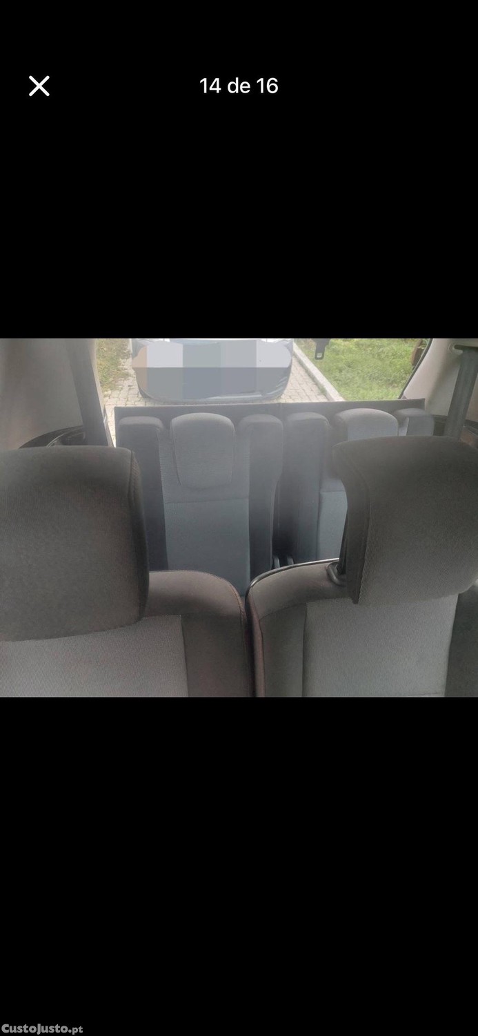 Renault Grand Scénic 5/7lugares - 14 — photo 2