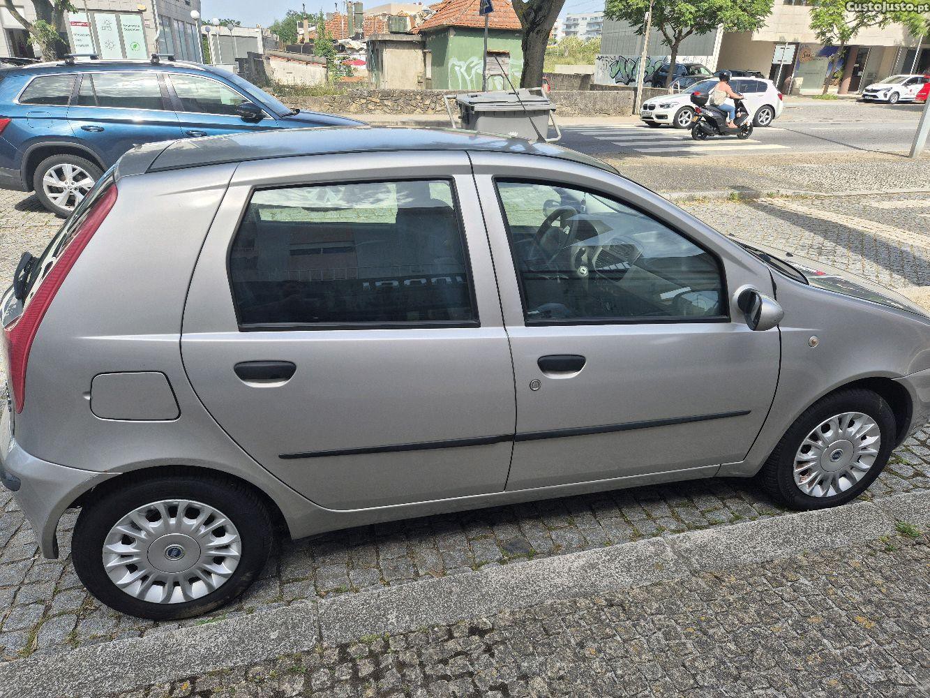 Fiat Punto 1.2 — fotografia 3