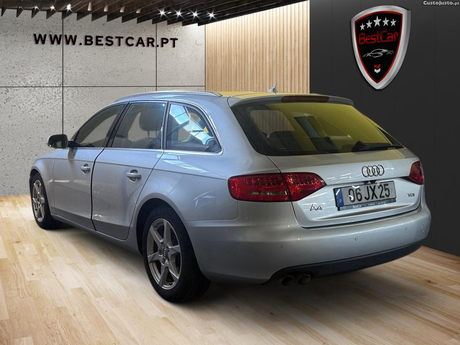 Audi A4 2.0TDI — fotografia 10