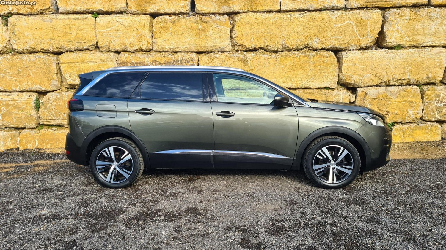 Peugeot 5008 1.5 BlueHDi Allure EAT8 - 19 foto 4