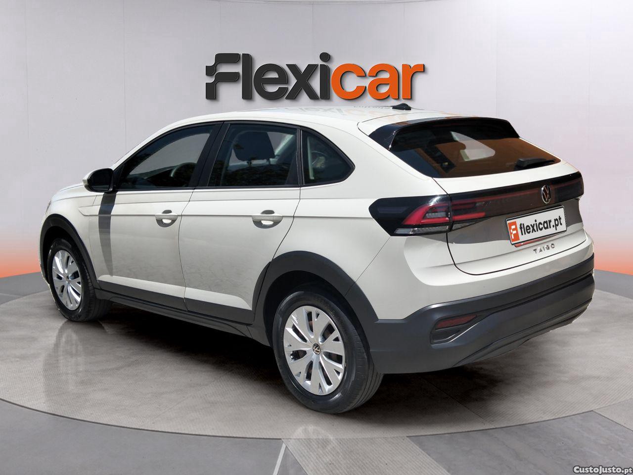 Volkswagen Taigo 1.0 TSI Life — fotografia 13