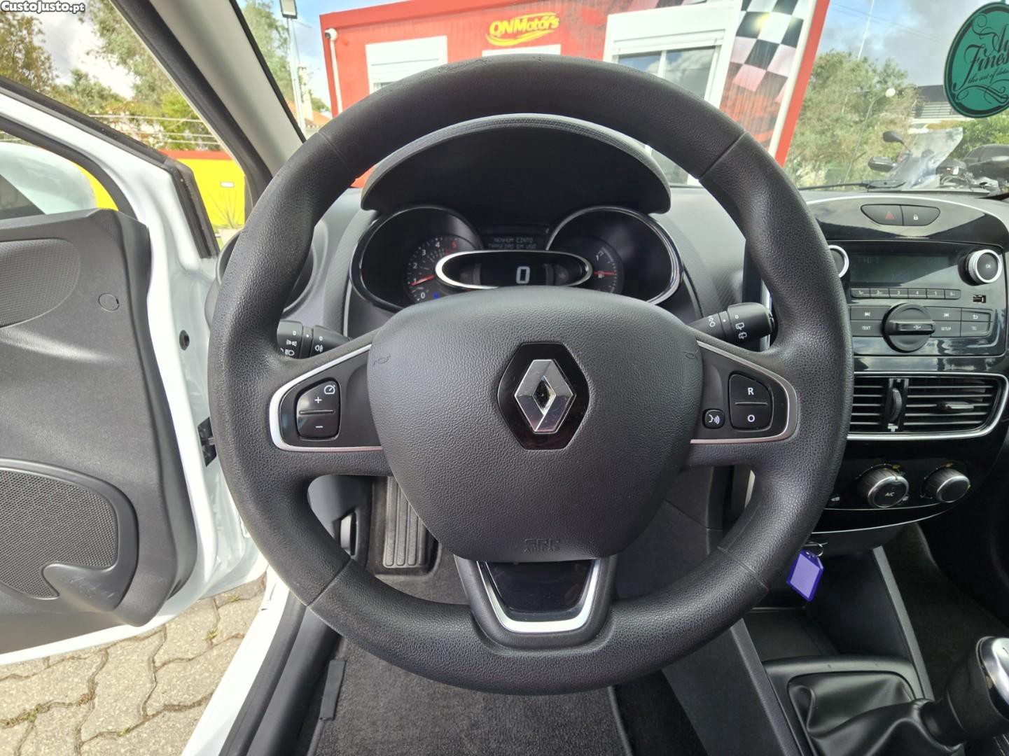 Renault Clio 1.5 dCi Zen — fotografia 3
