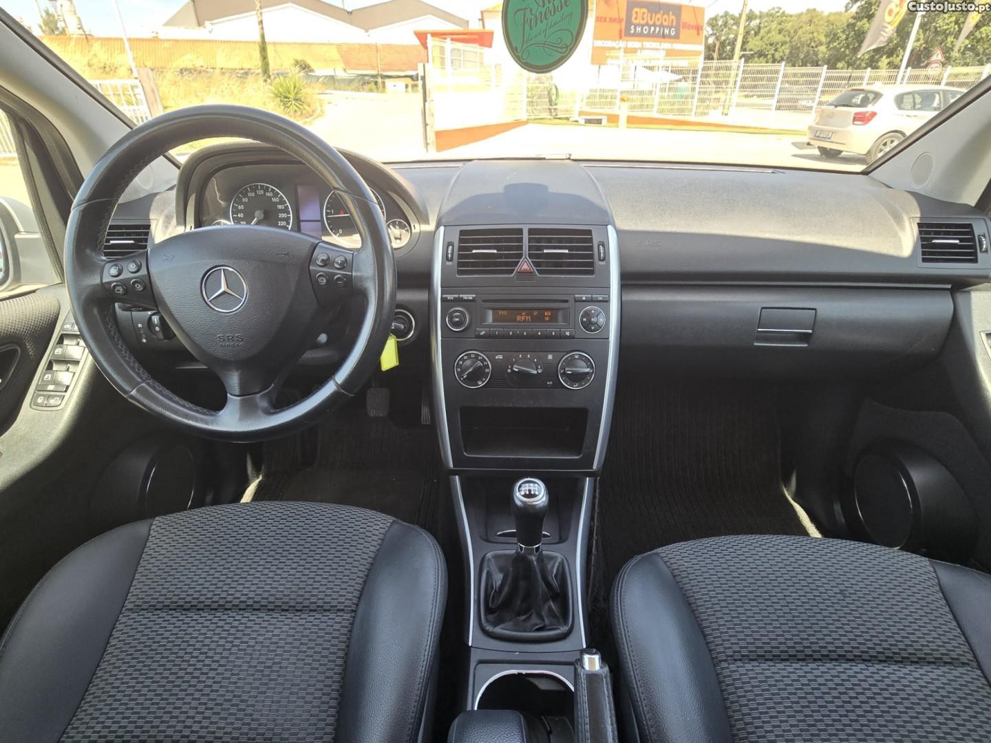 Mercedes-Benz A 180 CDi Avantgarde — fotografia 3