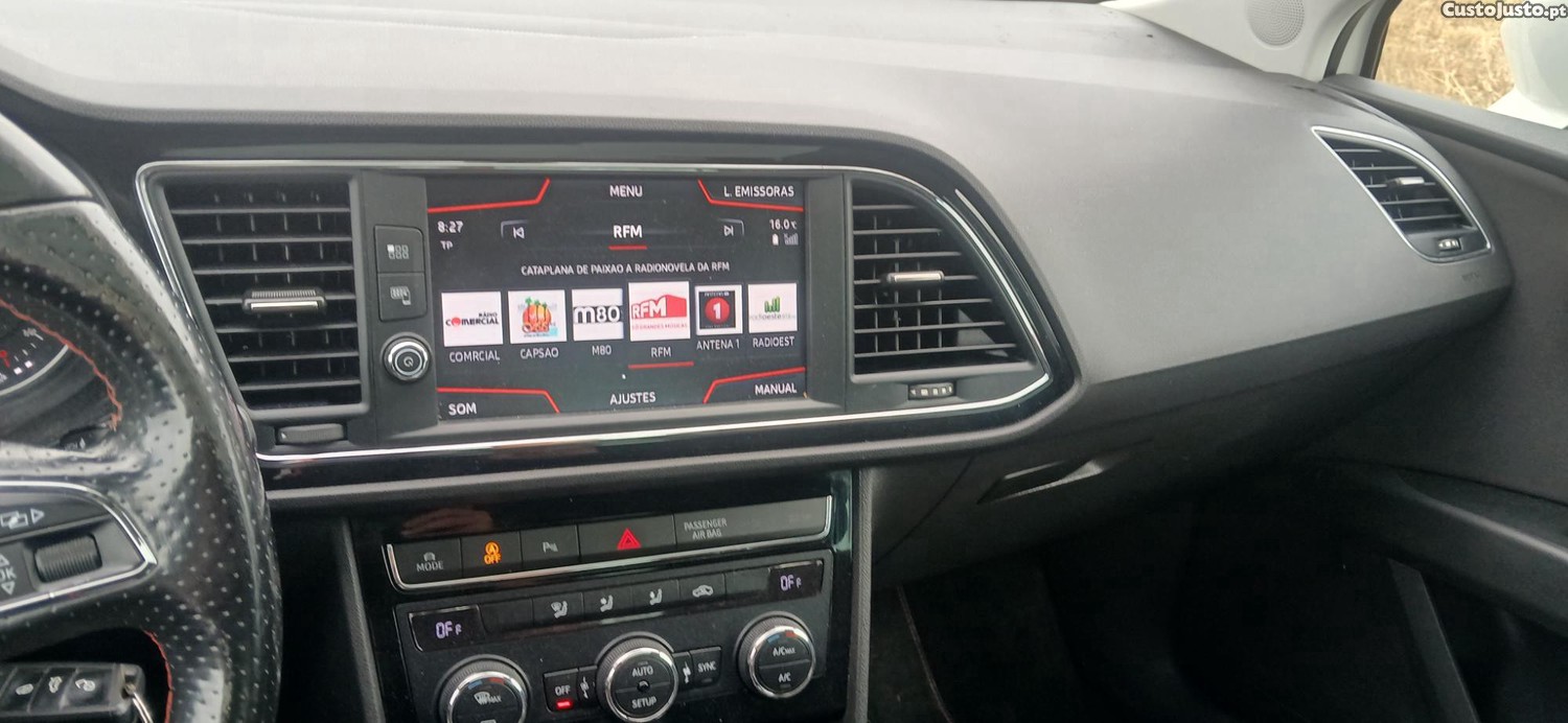 SEAT Leon FR 2.0TDI — fotografia 2