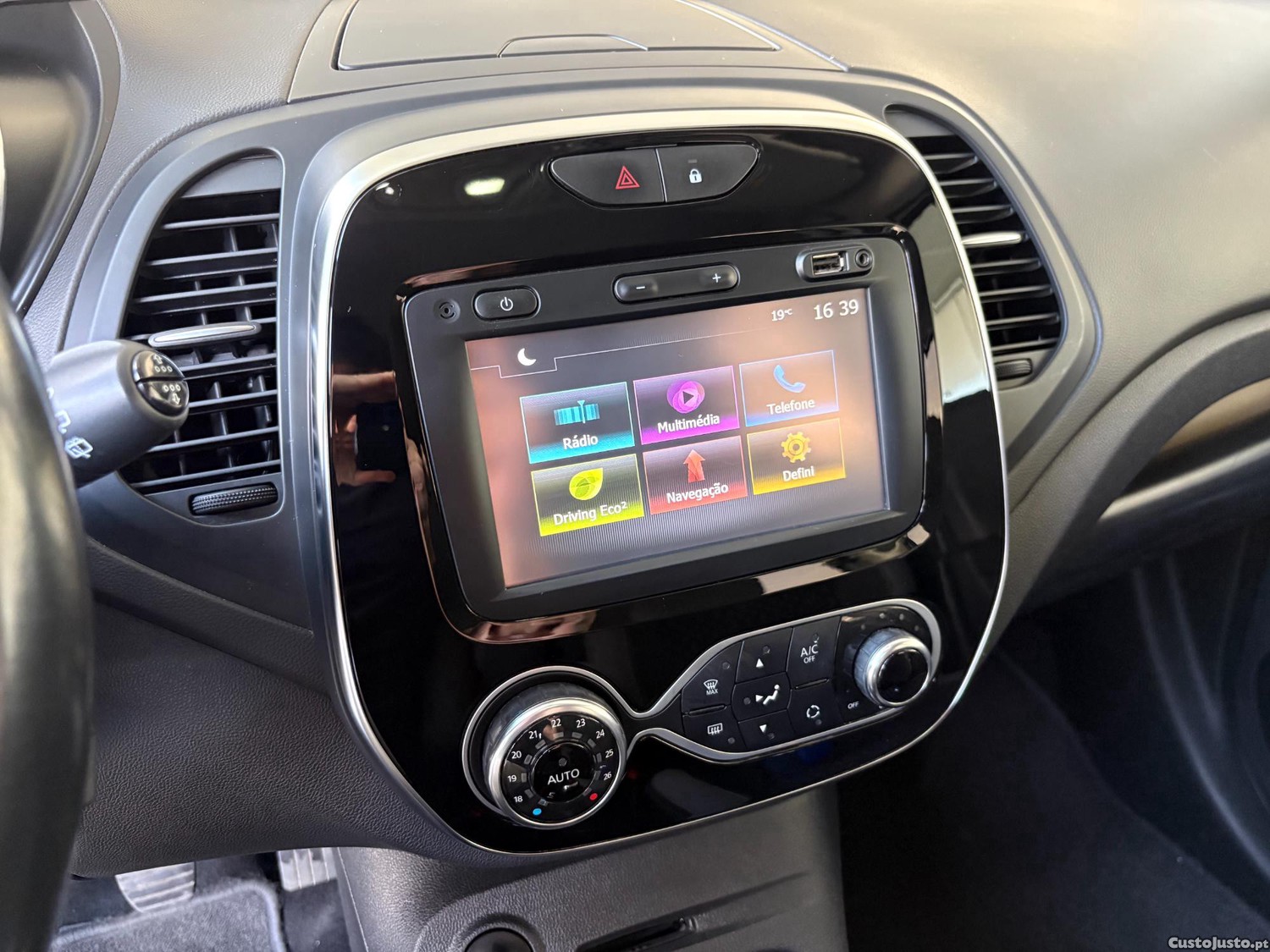 Renault Captur 1.5 DCI EXCLUSIVE NACIONAL 90 CV — fotografia 5