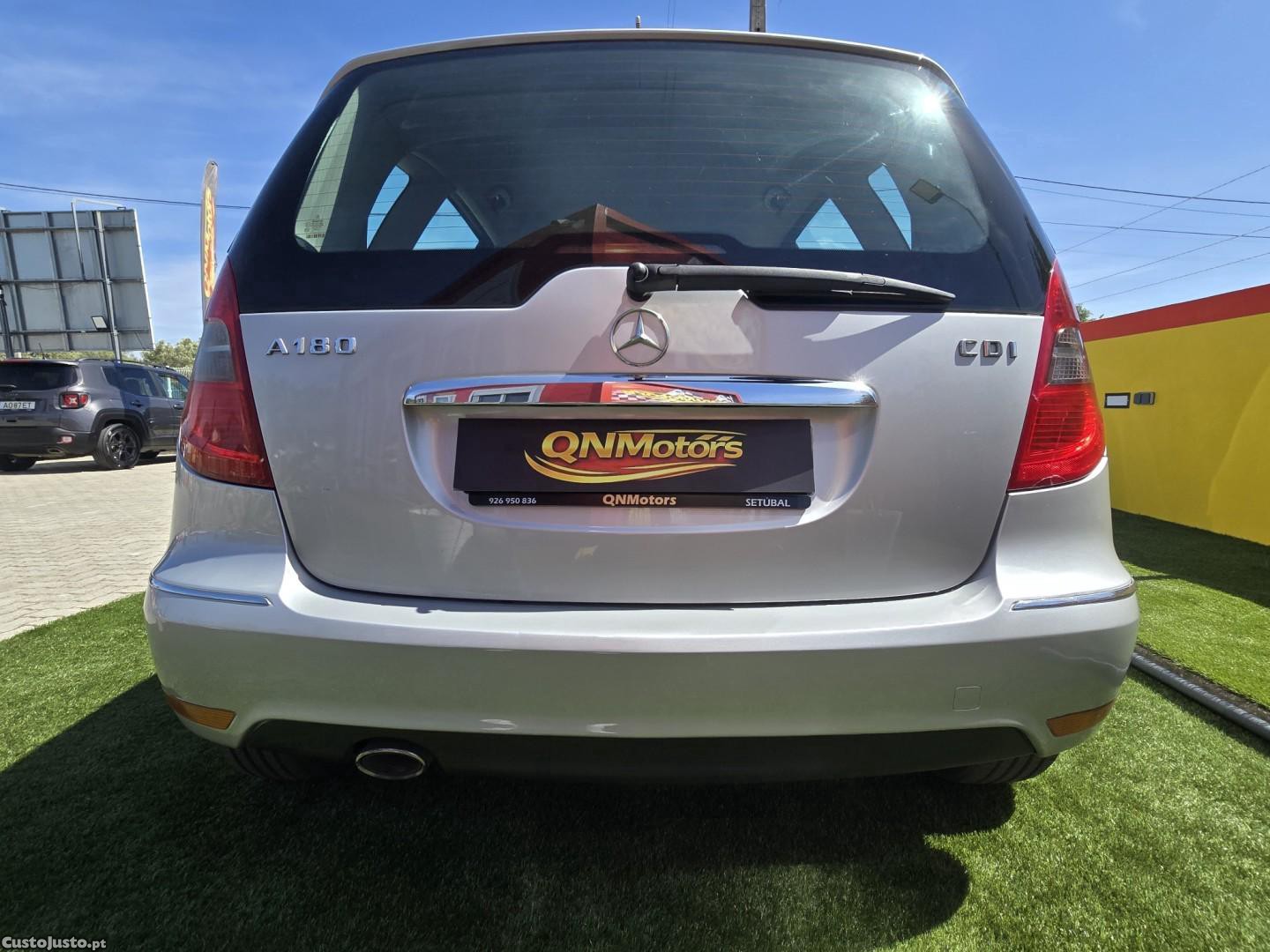 Mercedes-Benz A 180 CDi Avantgarde — fotografia 14