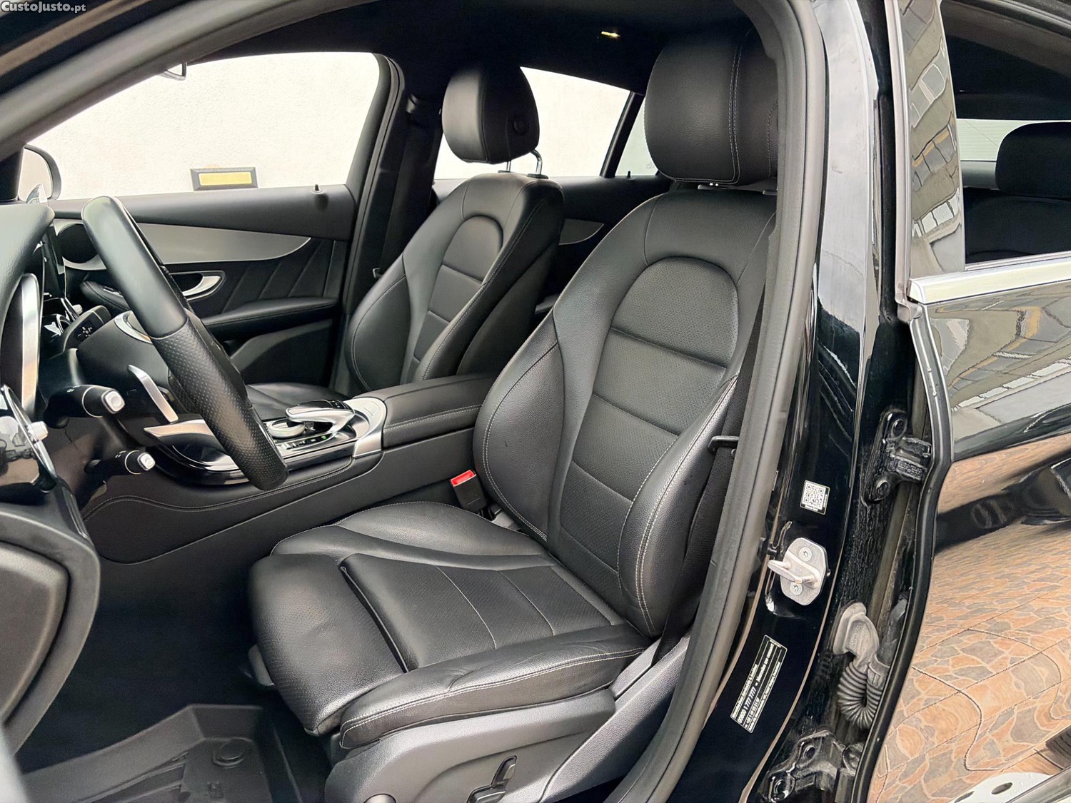 Mercedes-Benz GLC 220 D COUPÉ AMG LINE AUTO 9G-TRONIC 170 CV - 17 foto 5