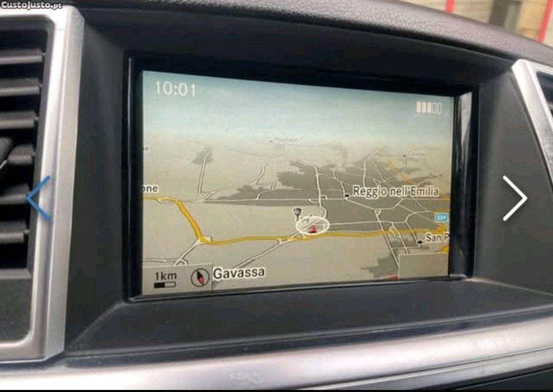 Mercedes-Benz ML 250 bluetec — fotografia 7