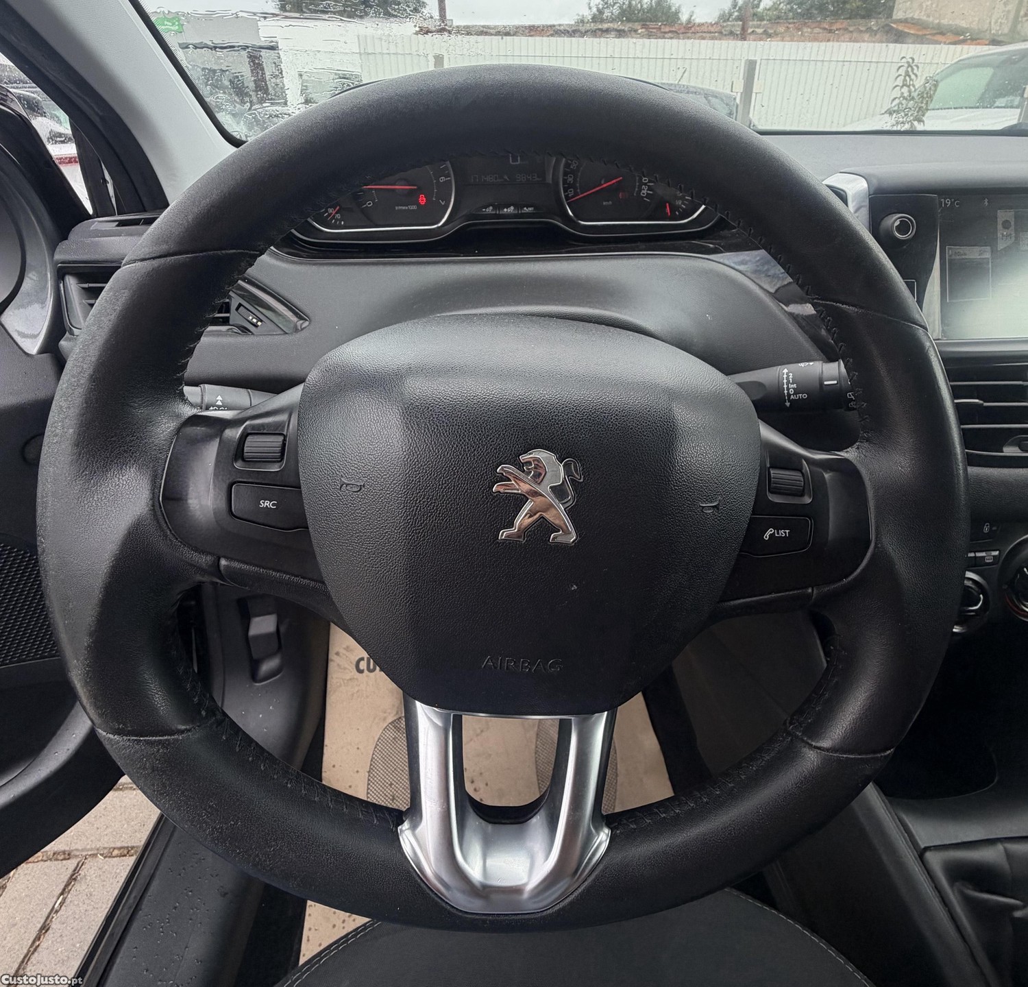 Peugeot 208 1.2  Vti   Active - 14 foto 5