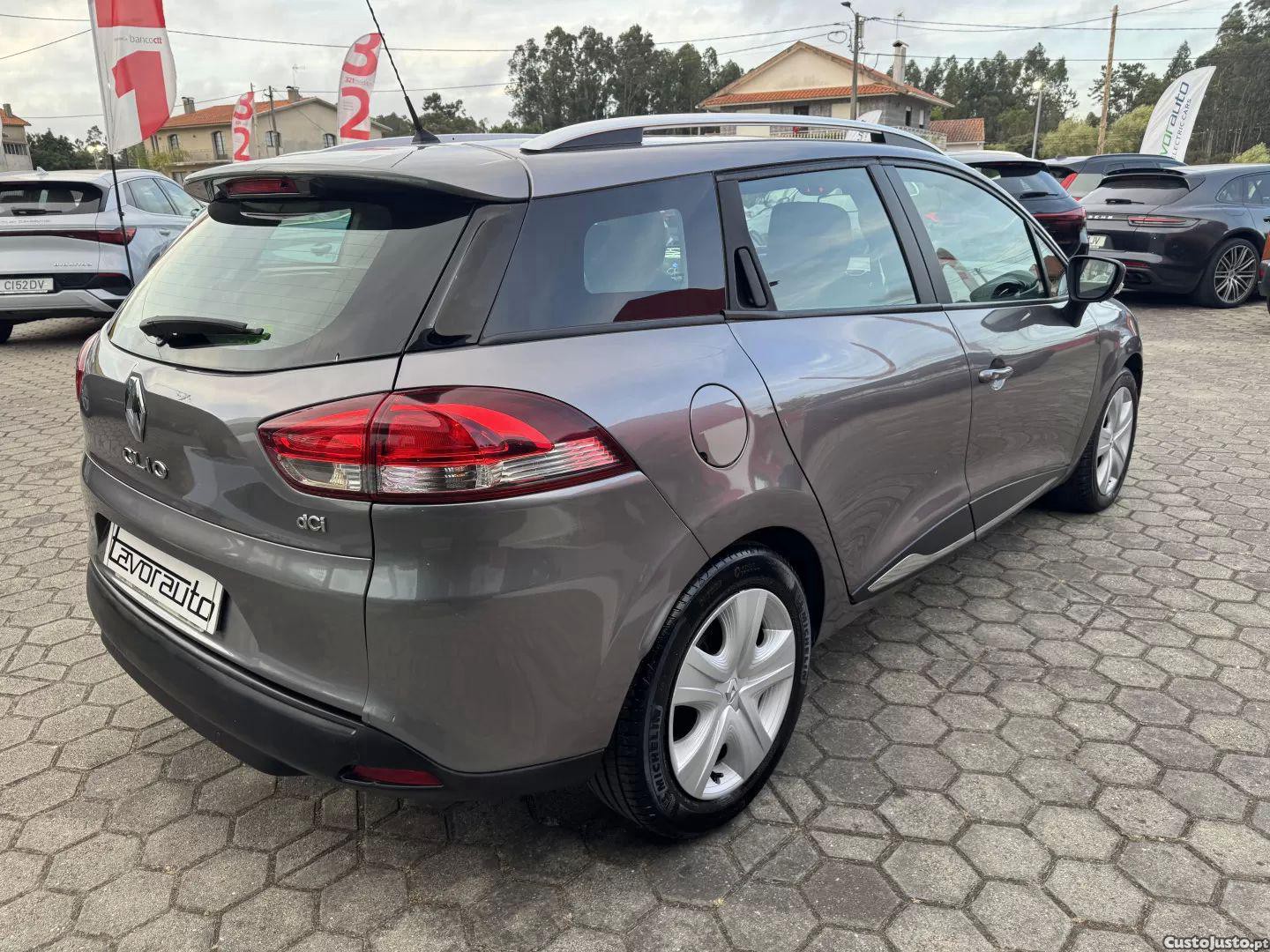 Renault Clio 1.5 dci limited — fotografia 25