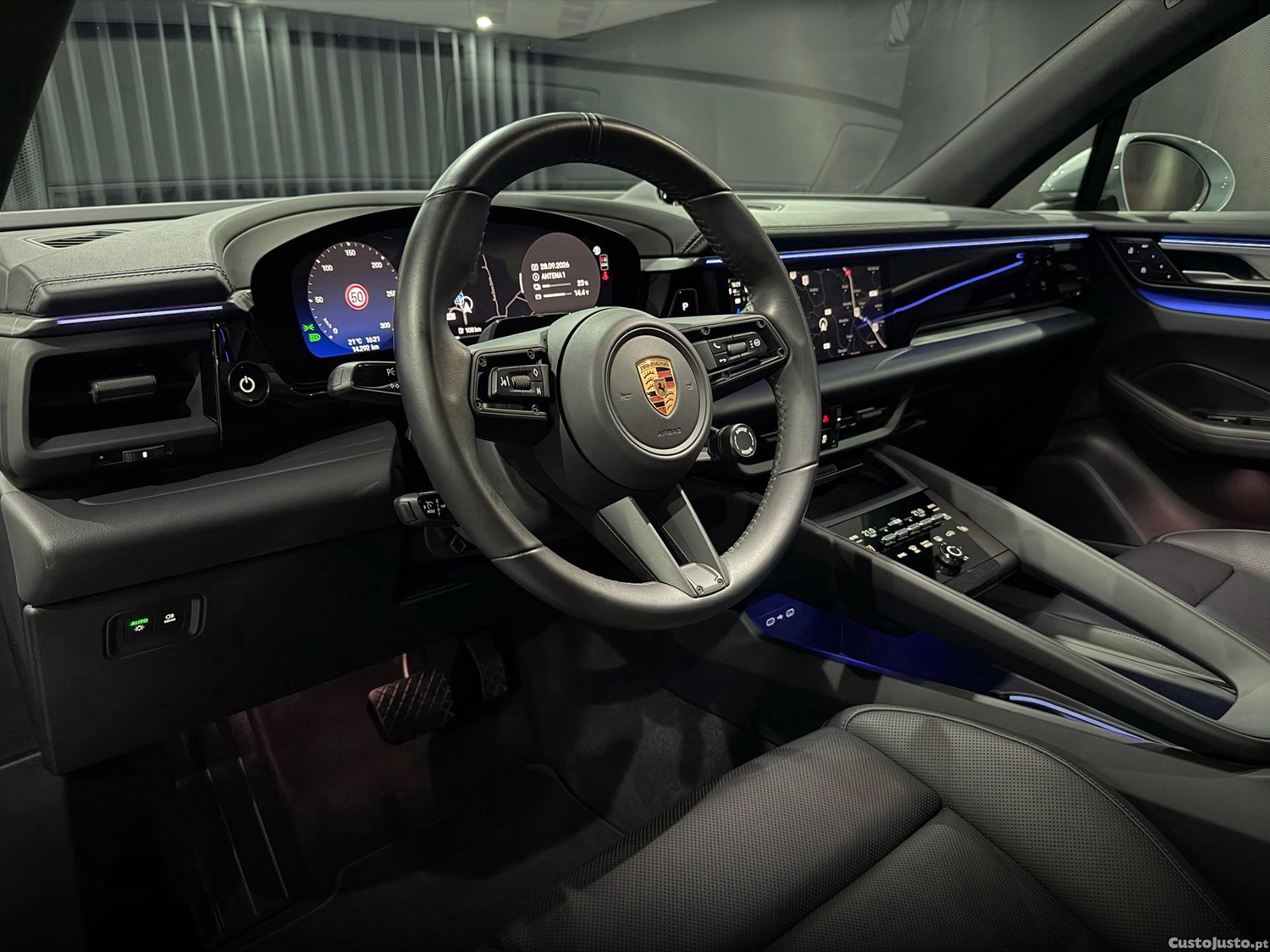 Porsche Macan Electric 4 — fotografia 10