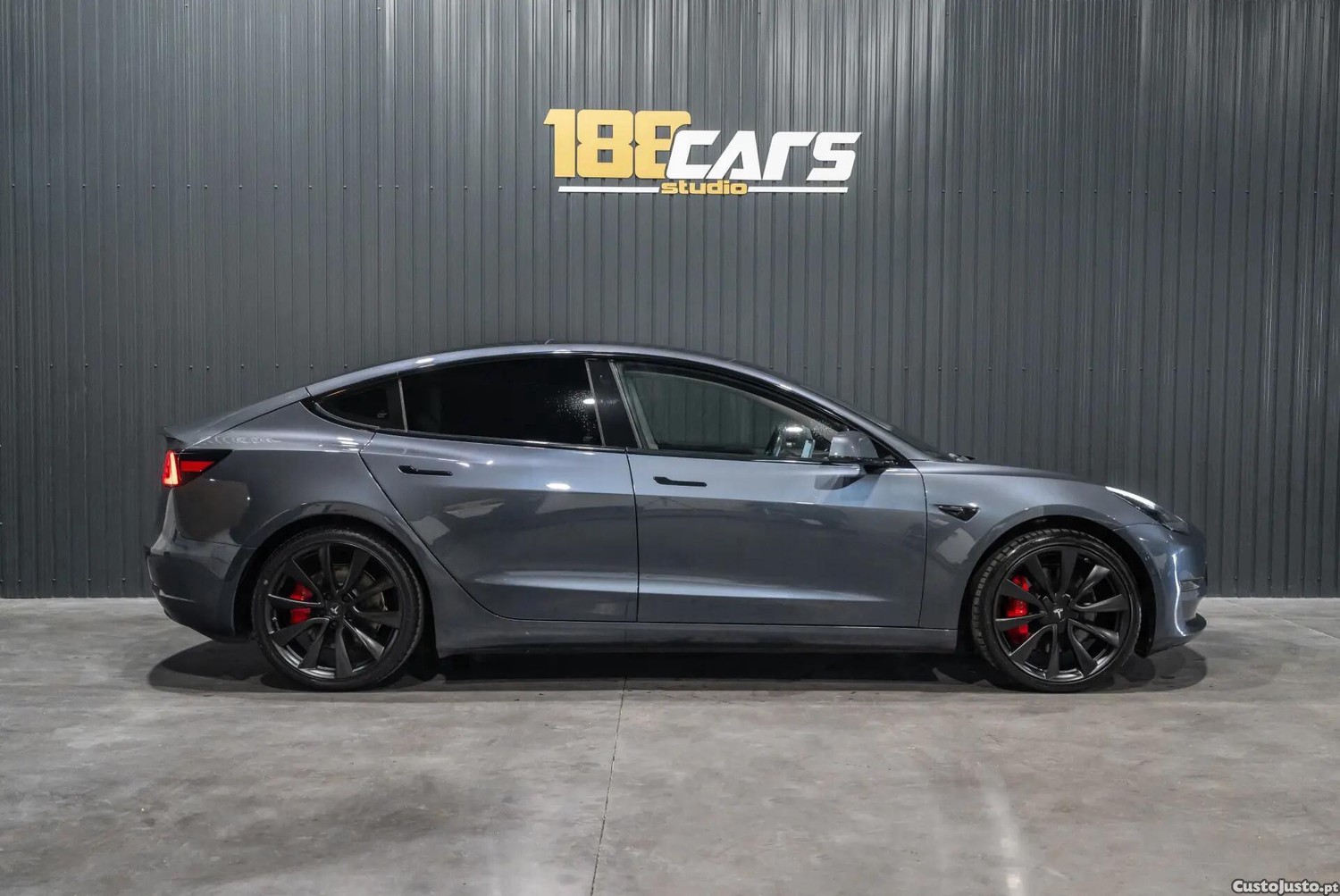 Tesla Model 3 Performance Dual Motor AWD — fotografia 22