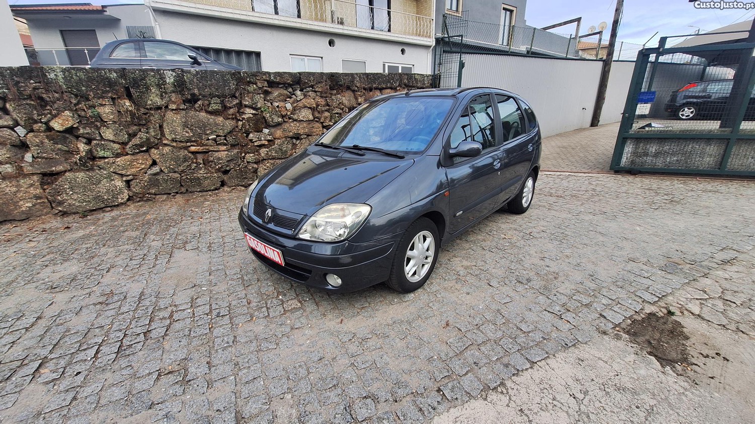 Renault Scénic 1.4 — photo 2