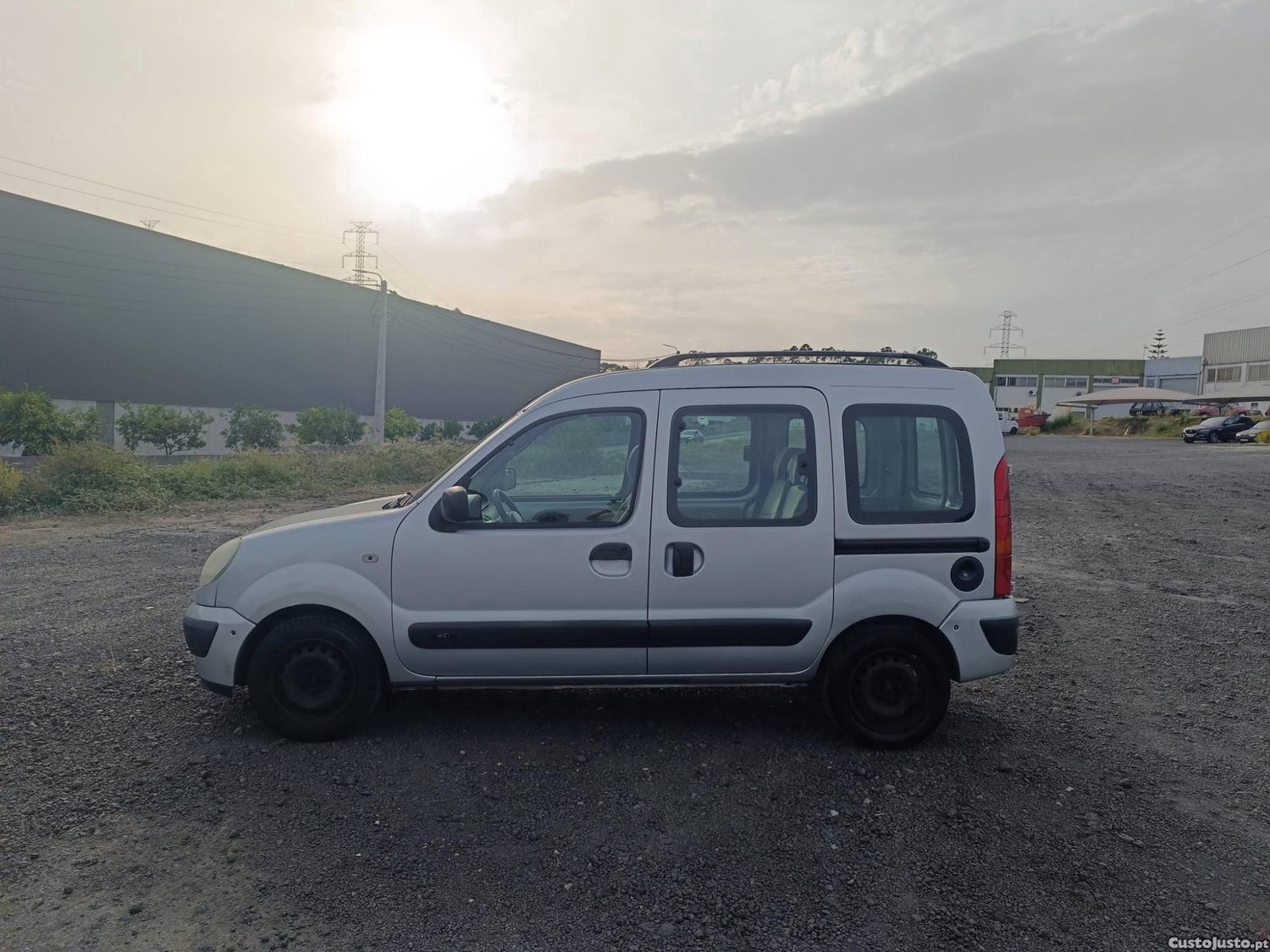 Renault Kangoo 1.5 dCi    5 lugares — photo 5