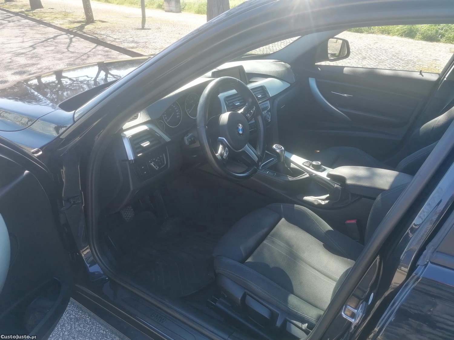 BMW 318 Line Sport — fotografia 5