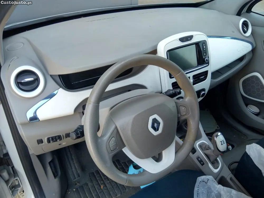 Renault Zoe ZOE (65 kW / 88 cv) [06.2012 - ...] — photo 4