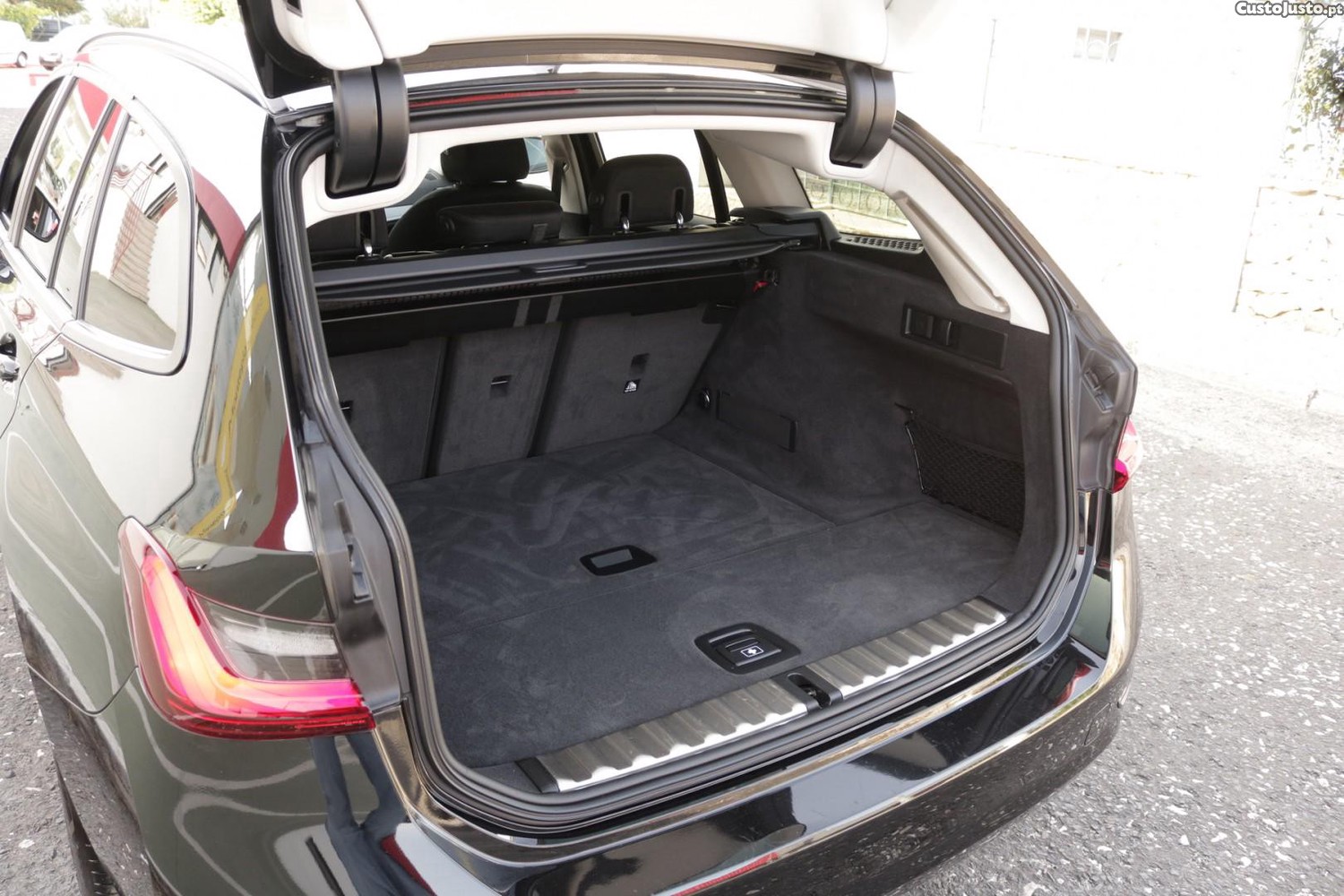 BMW 318 d Touring Advantage Auto 150cv — fotografia 44