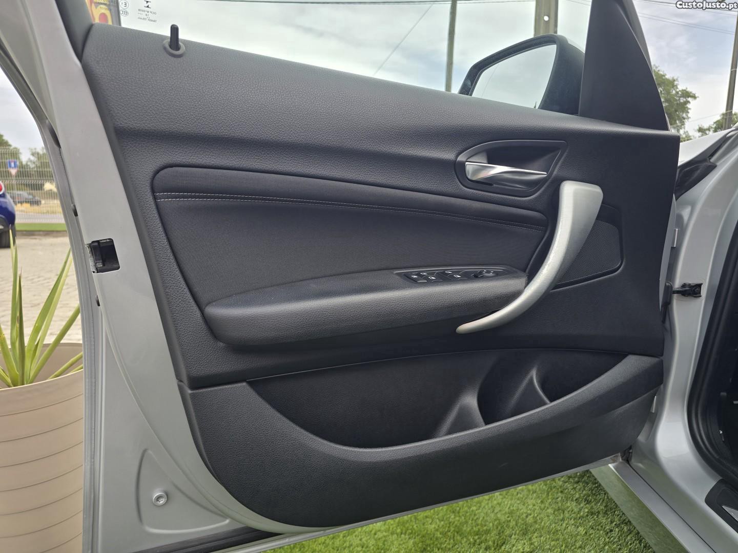 BMW 116 d EDynamics Line Sport — fotografia 14