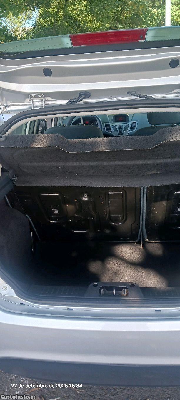 Ford Fiesta 1.25 trend — photo 4