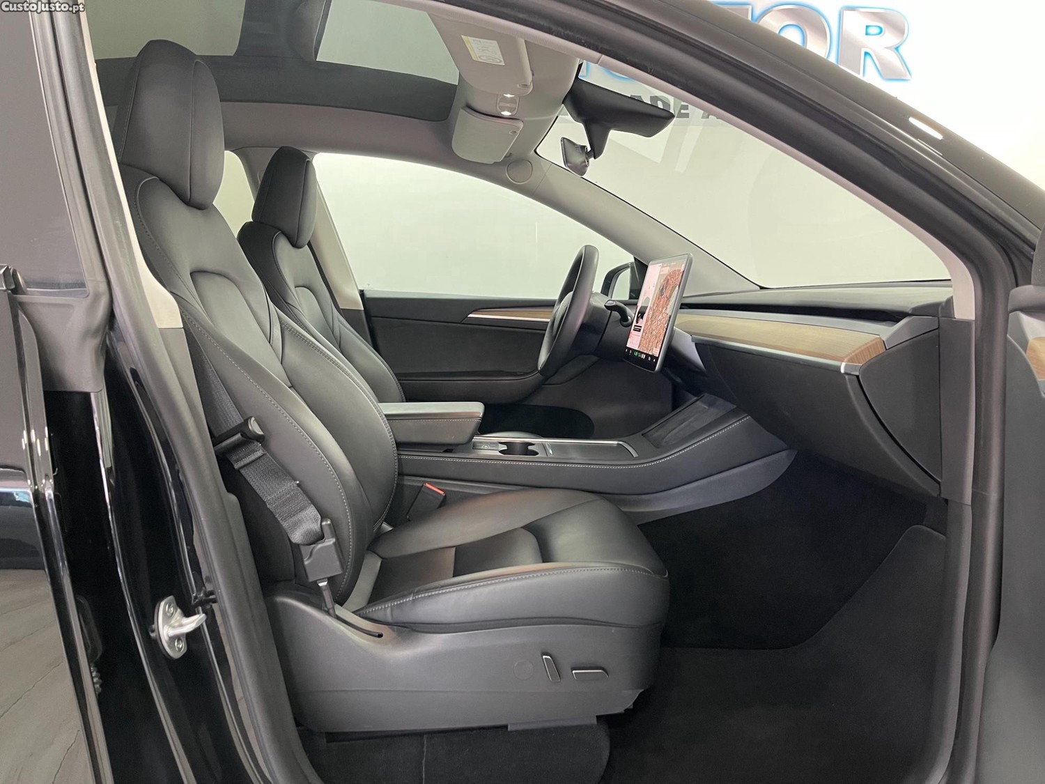 Tesla Model Y STANDARD - 23 — photo 5
