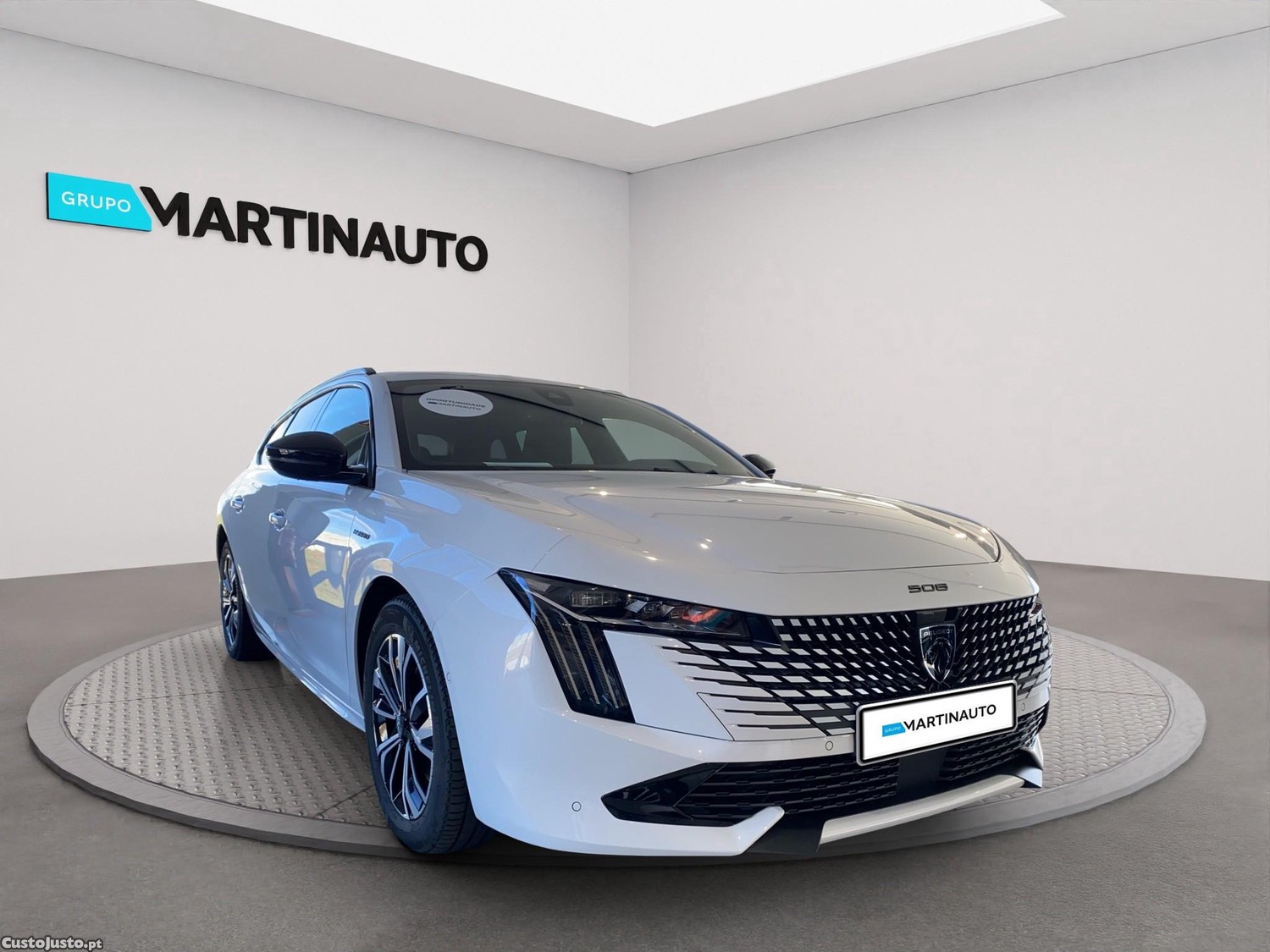 Peugeot 508 SW 1.6 Hybrid Allure - 24 — photo 3