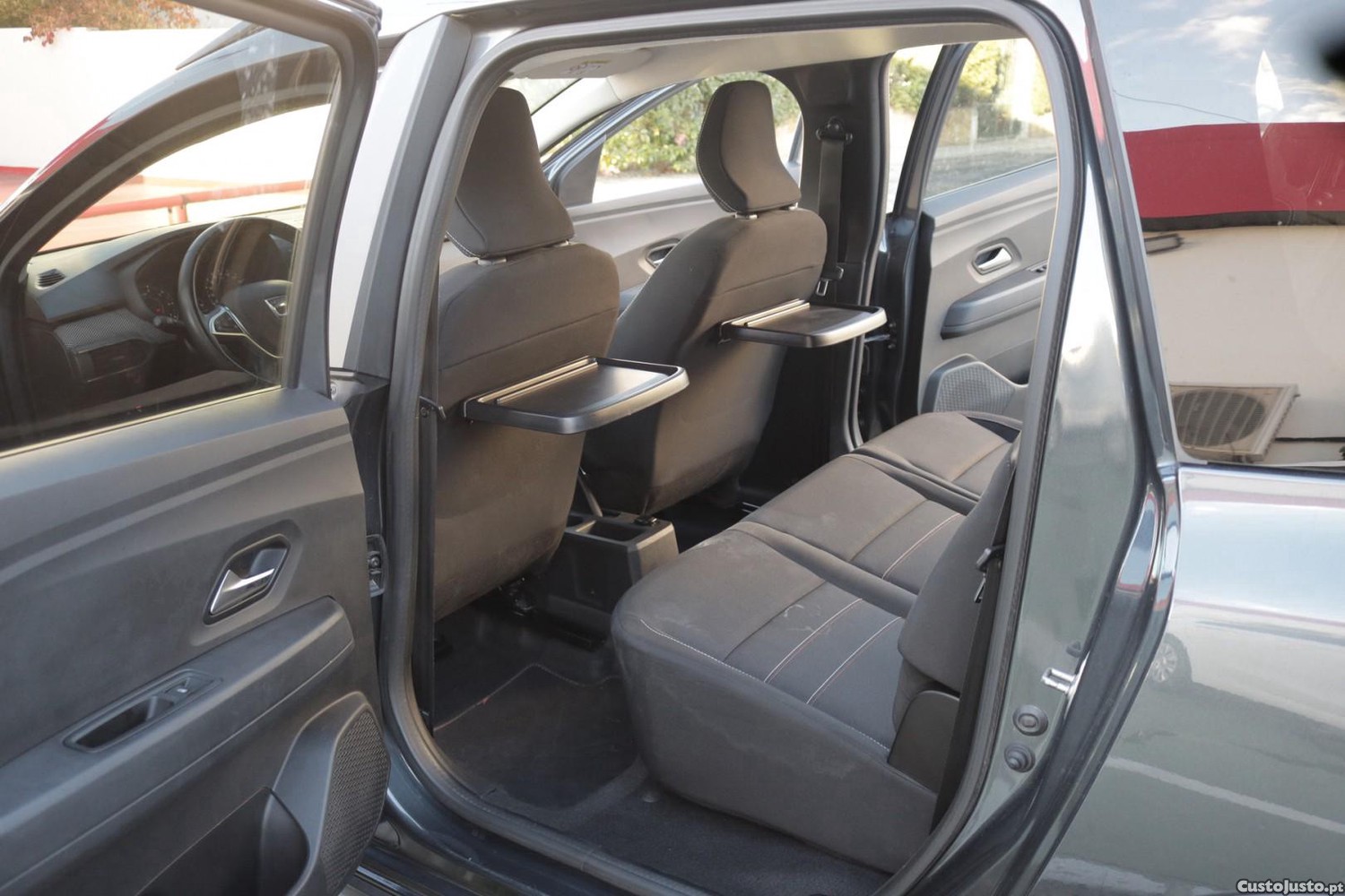 Dacia Jogger 1.0 ECO-G Extreme GPL 101cv — fotografia 31