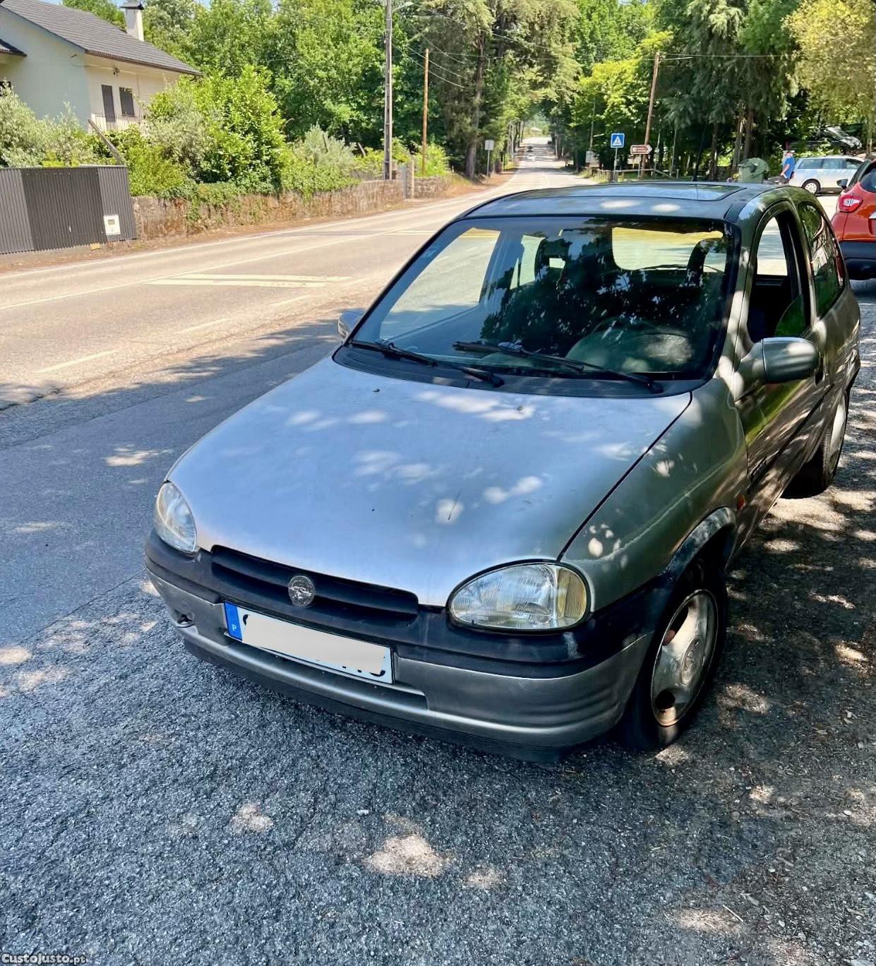 Opel Corsa B 1.5d — fotografia 5