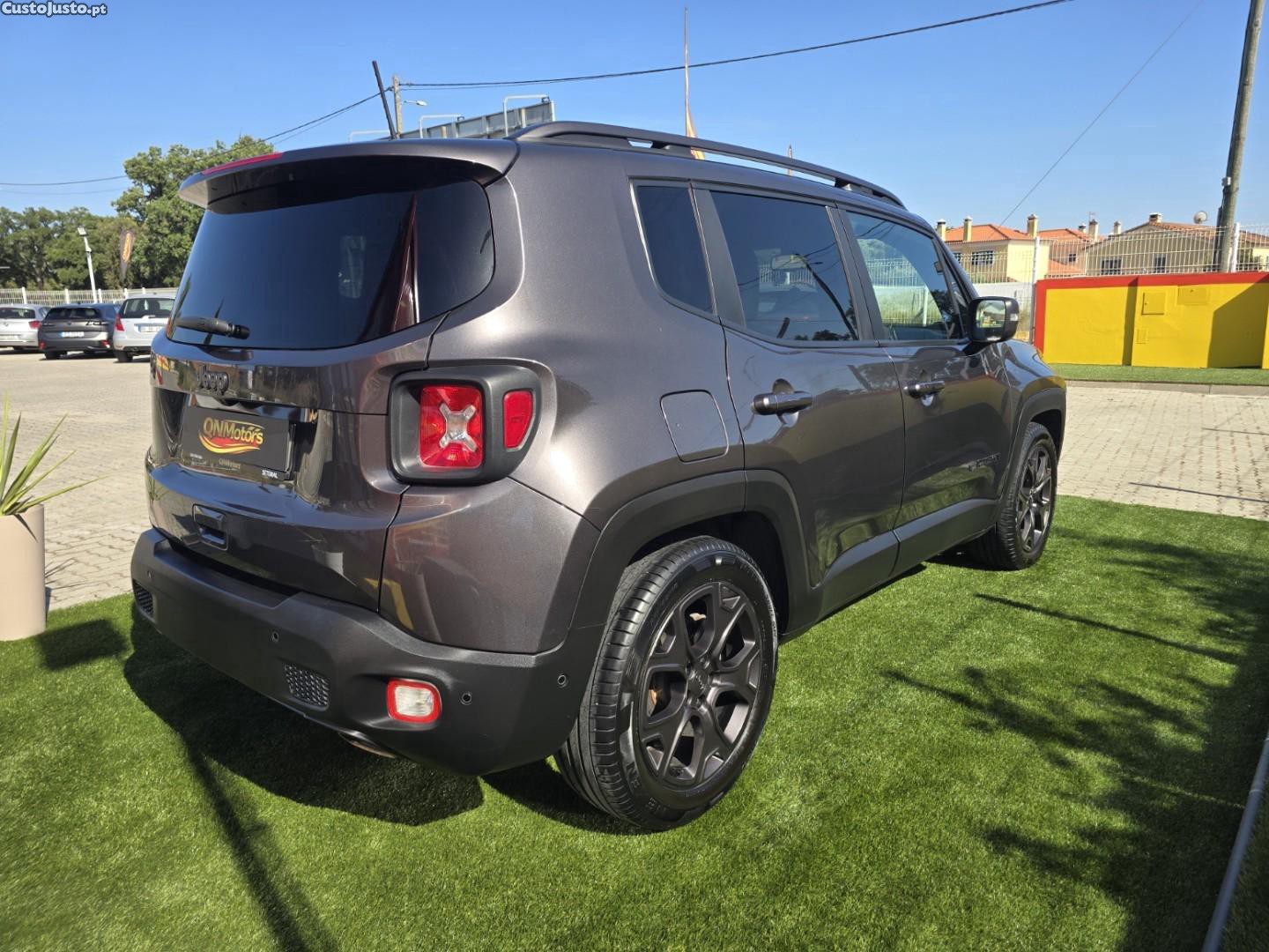 Jeep Renegade 1.0 T 80º Aniversário — fotografia 15